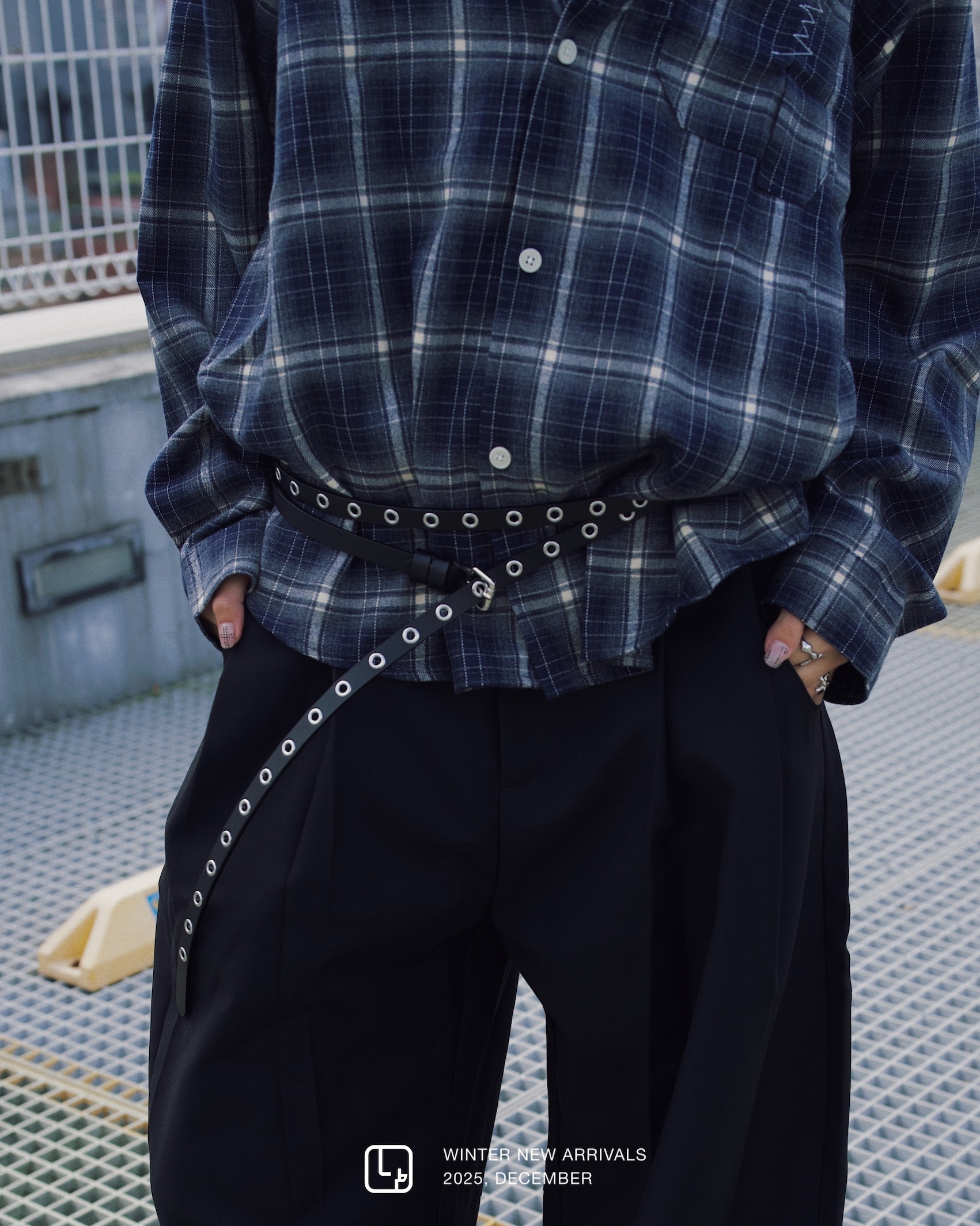 XIN SELECT 圓孔 加長 細款 腰帶 皮帶 黑色