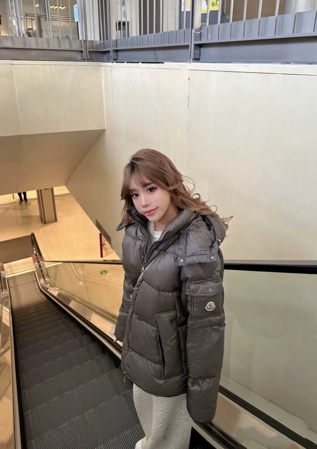 【代購】Moncler 盟可睐 FW25 Couyere 連帽短款拉鏈羽絨服｜男女同款