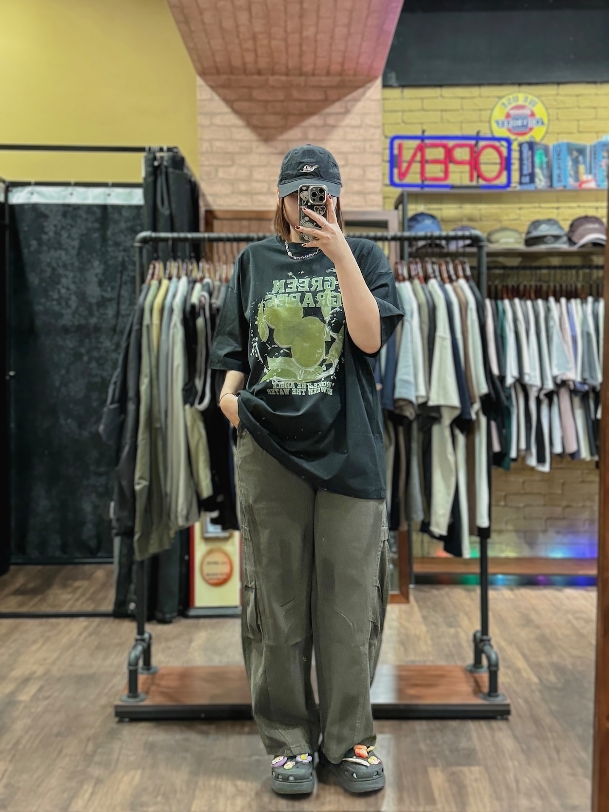 沙漠系抓皺髒染長褲