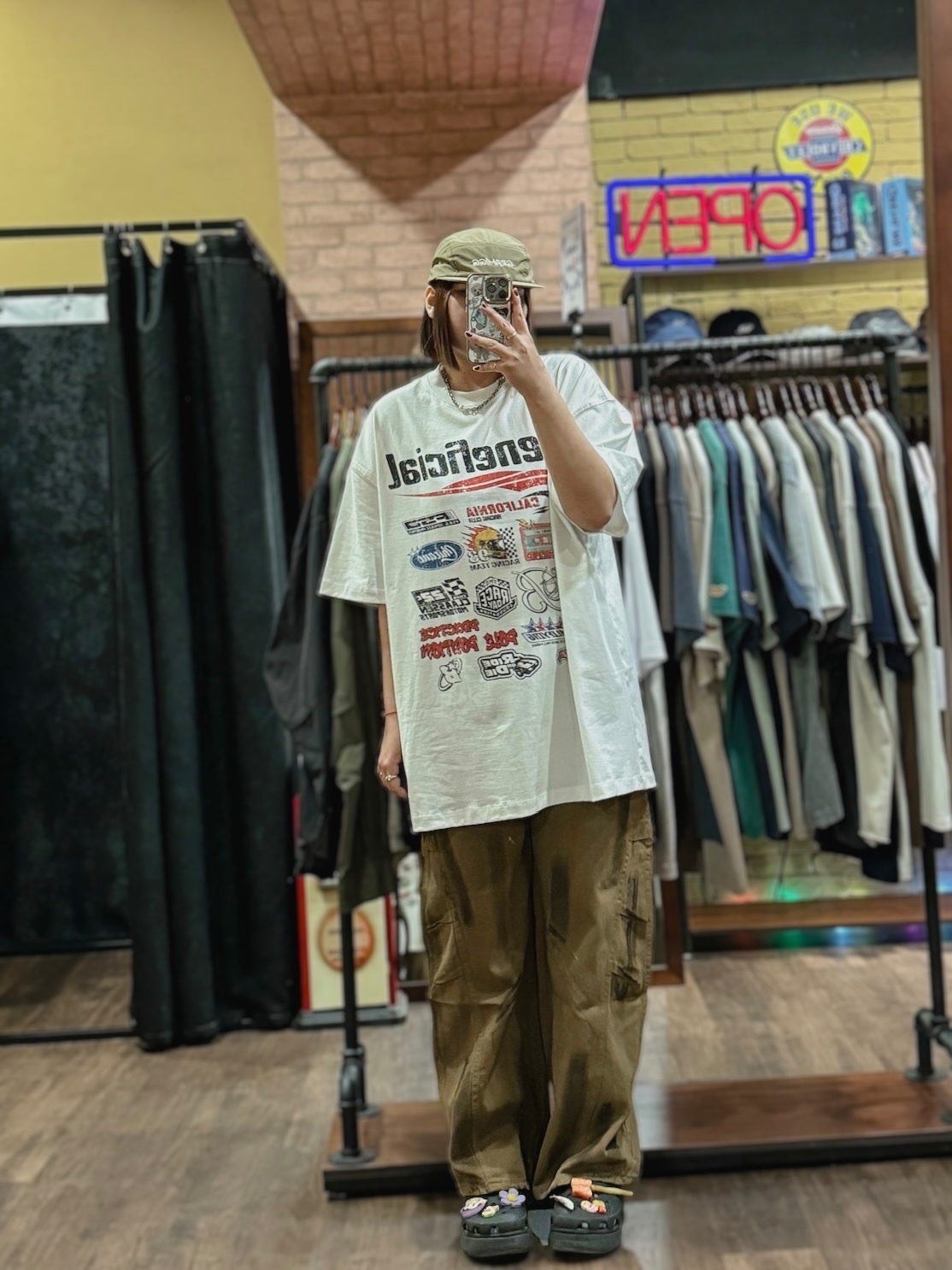 沙漠系抓皺髒染長褲