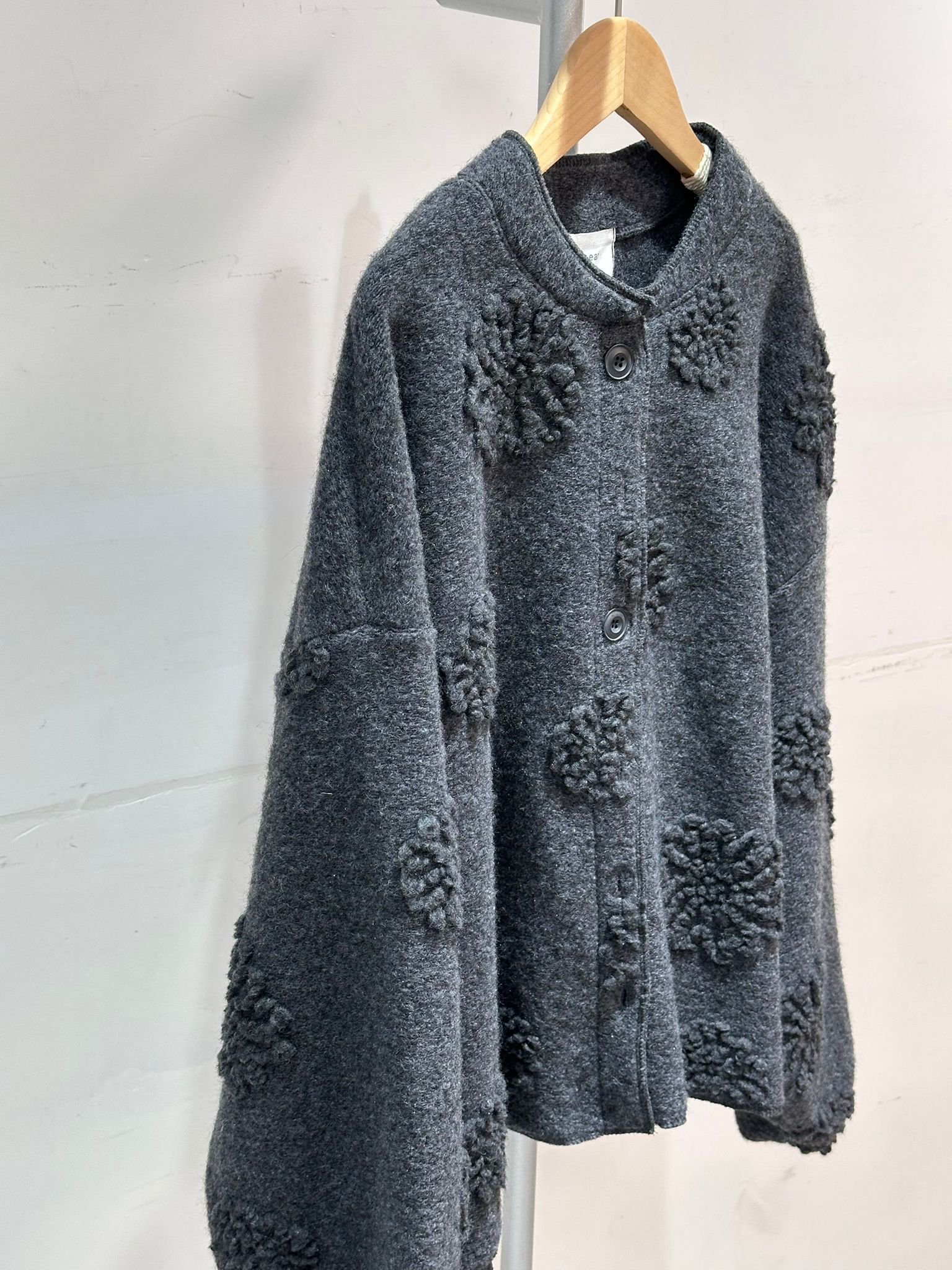 0213001a/韓國羊毛暗花王牌姐姐外套新款/50C'50W'22L'