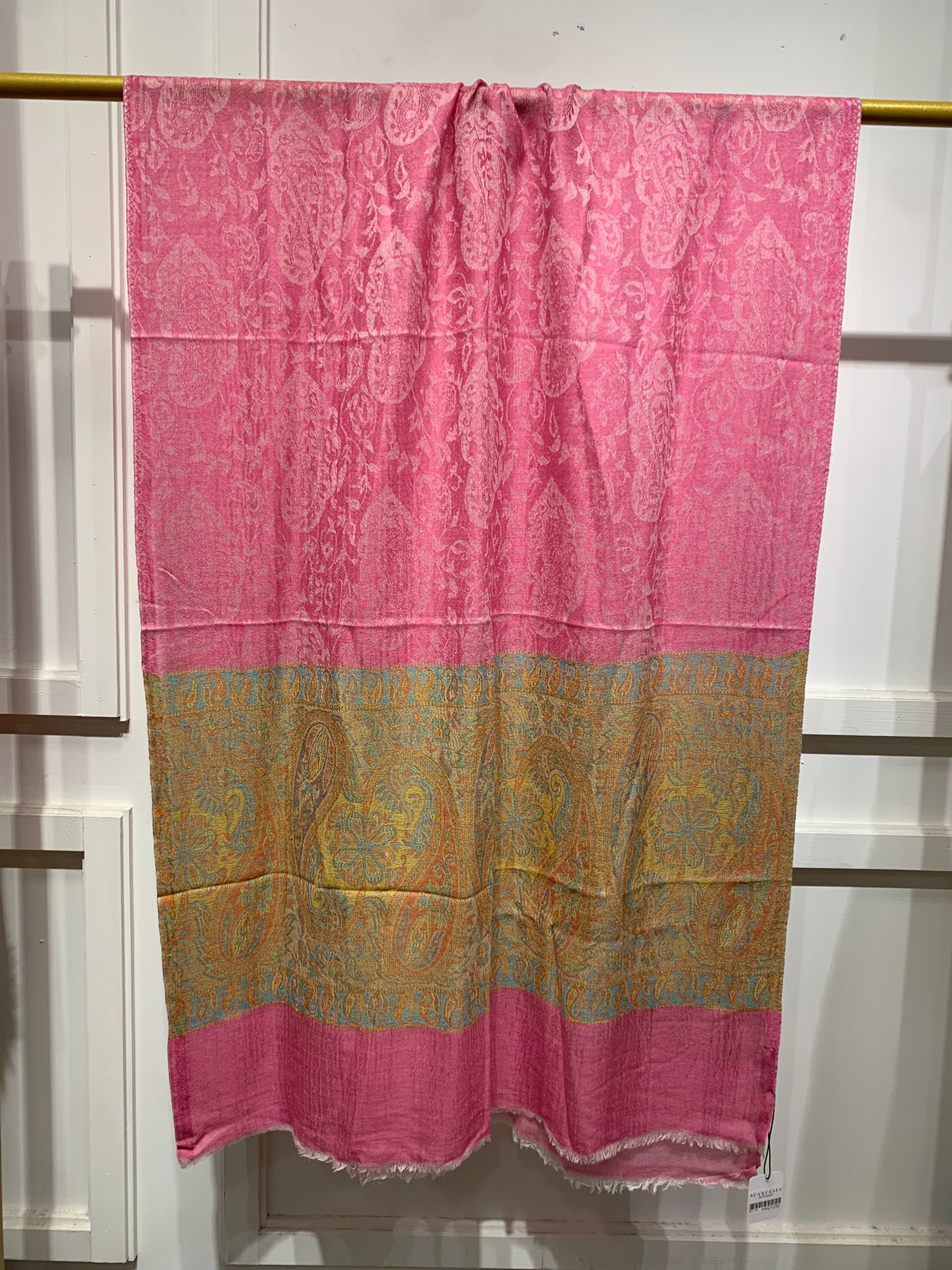 A19 80% Wool 10% Silk 10% Cashmere-M