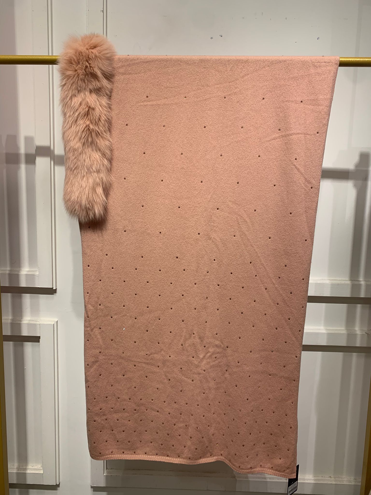 A67 70% Wool 30% Cashmere +Fur (北歐狐狸毛)-M