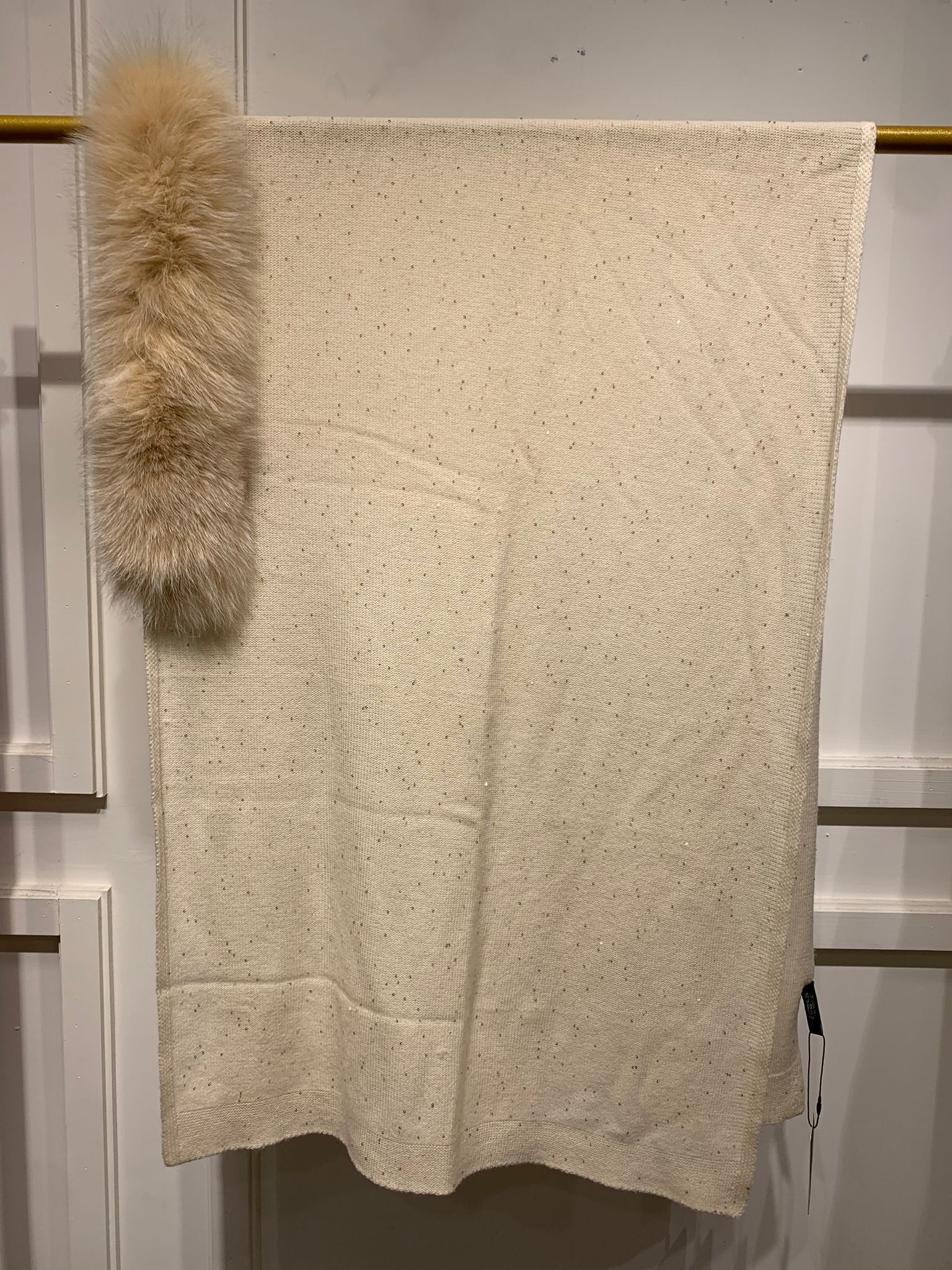 A69 70% Wool 30% Cashmere +Fur (北歐狐狸毛)-M