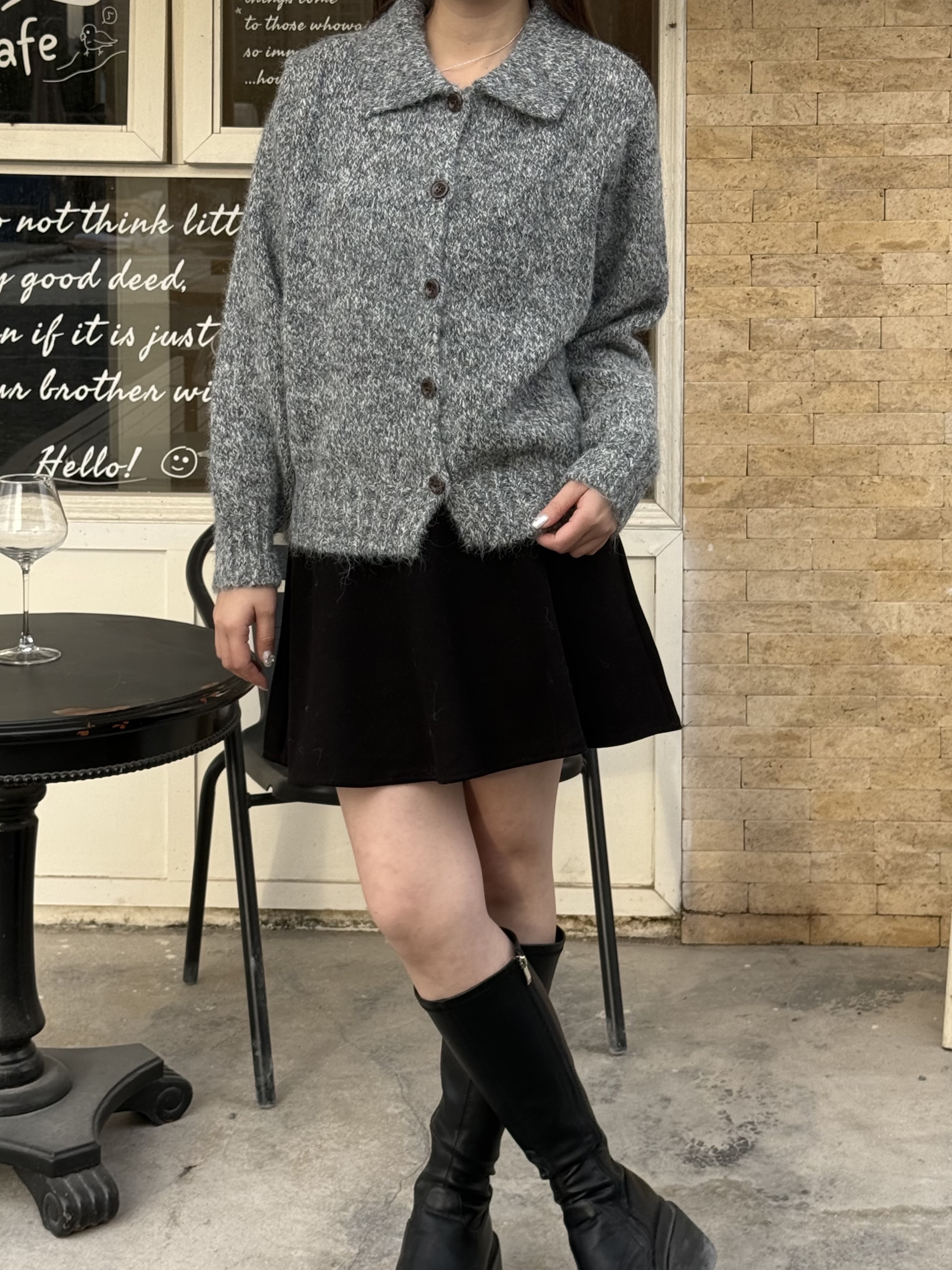 排釦翻領混色毛衣