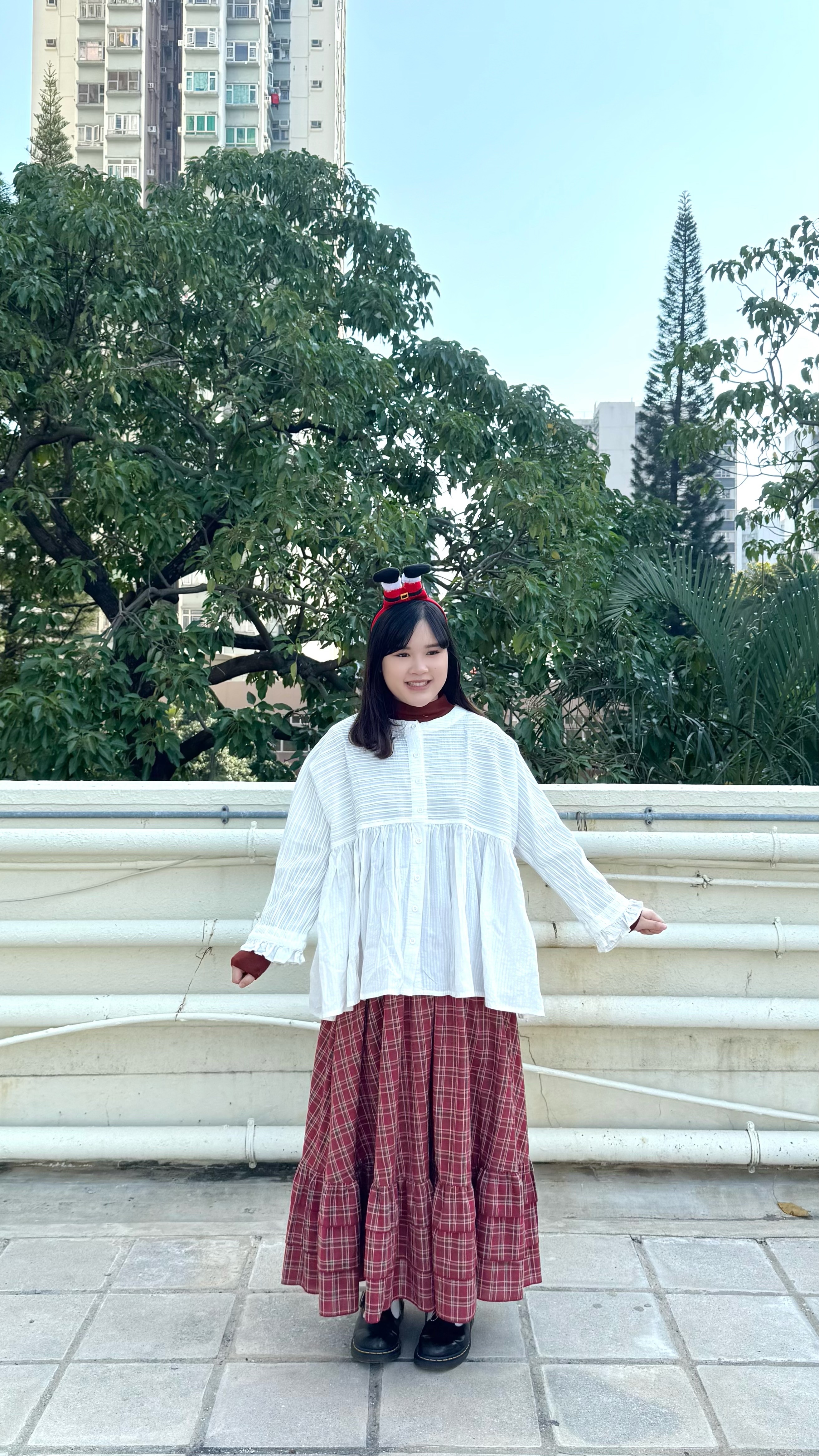 坑紋花邊袖口闊身Top