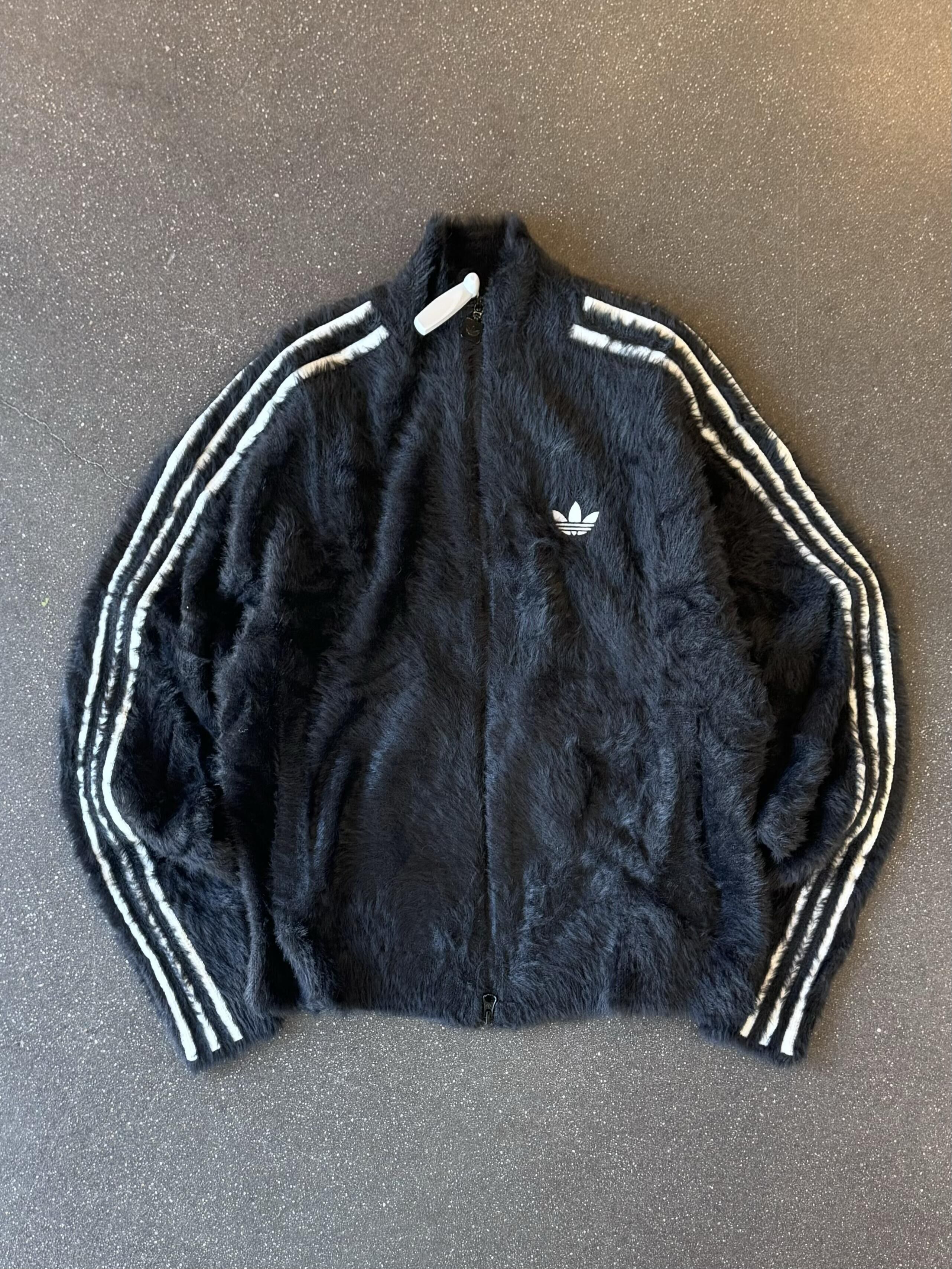 Adidas Originals 絨毛立領外套 雙拉鍊 刺繡 蓬鬆 寬鬆 黑色 白色 (任買兩件711免運)/預購