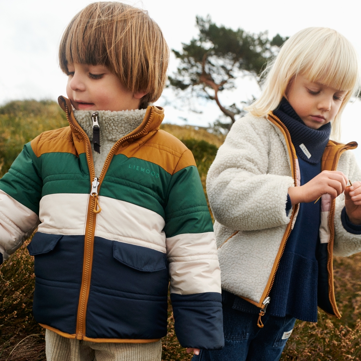 〖 Liewood 〗深藍卡其拼色雙面外套