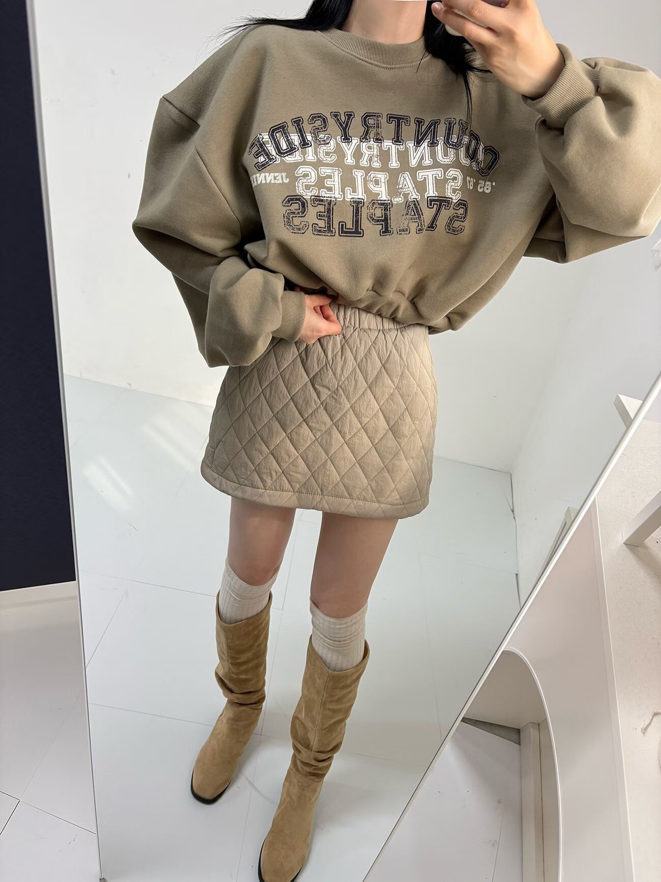 造型短版落肩刷毛衛衣