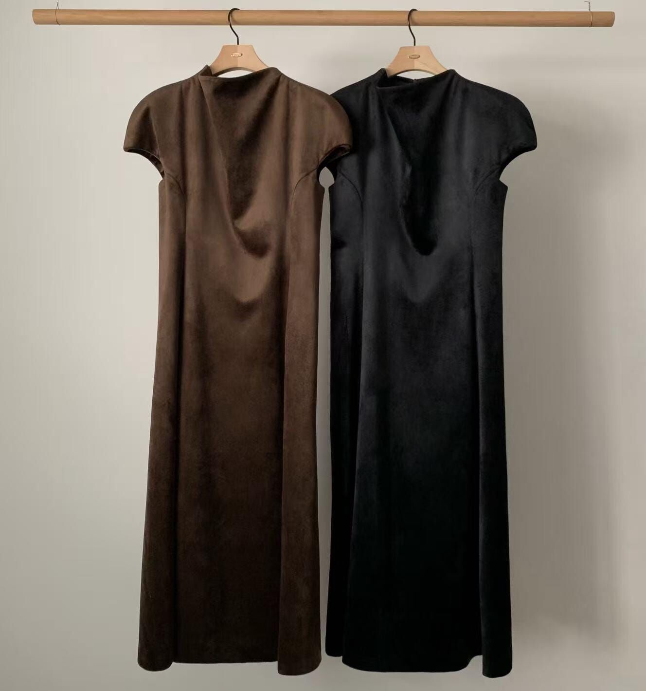 AU5304 立領小飛袖磨毛連身裙