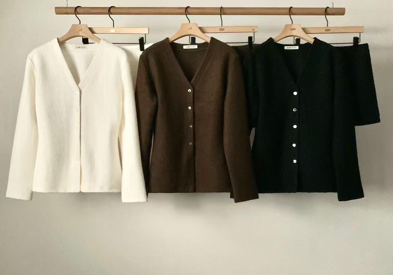 AU5308 坑紋小短裙