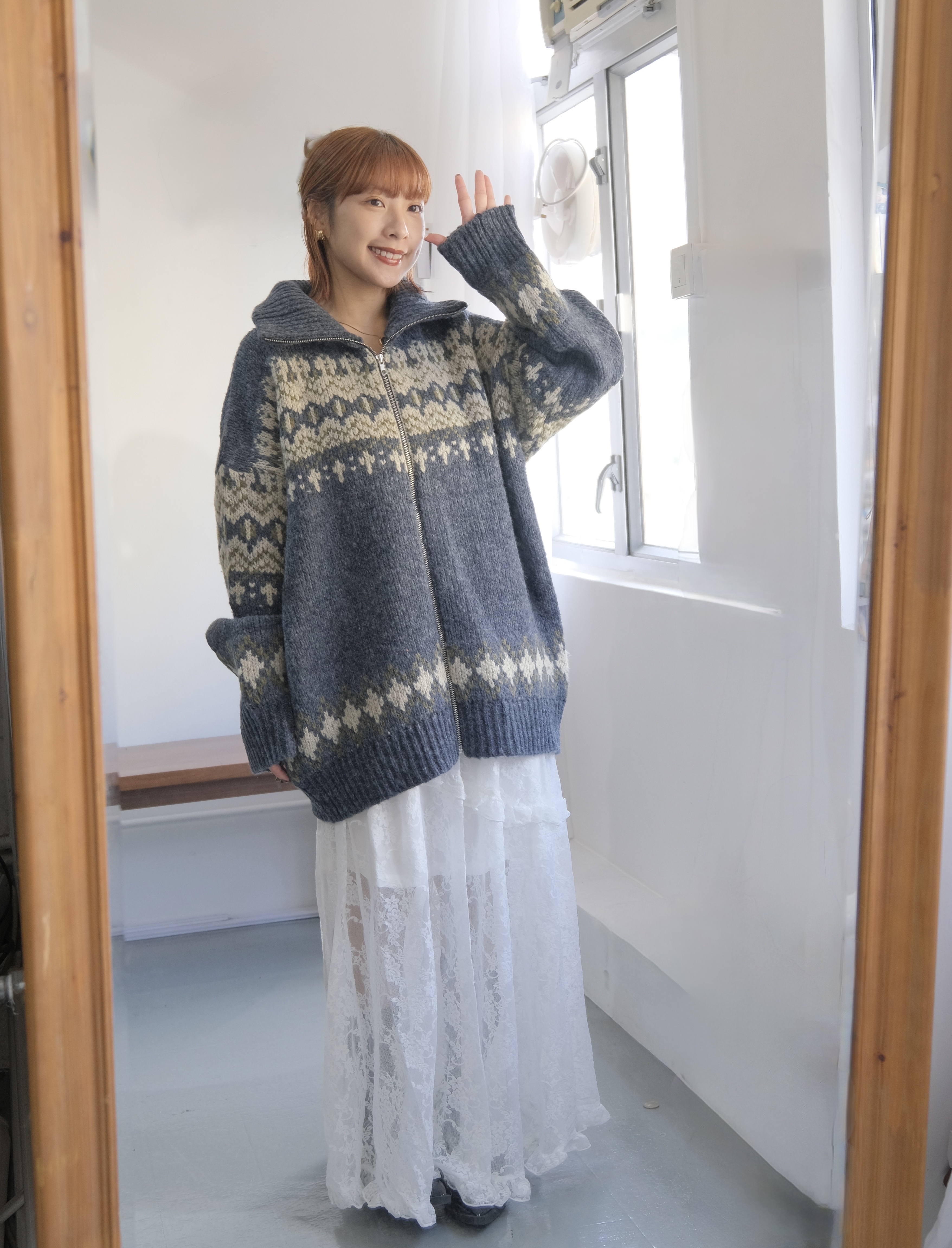 圖騰反領拉縫外套