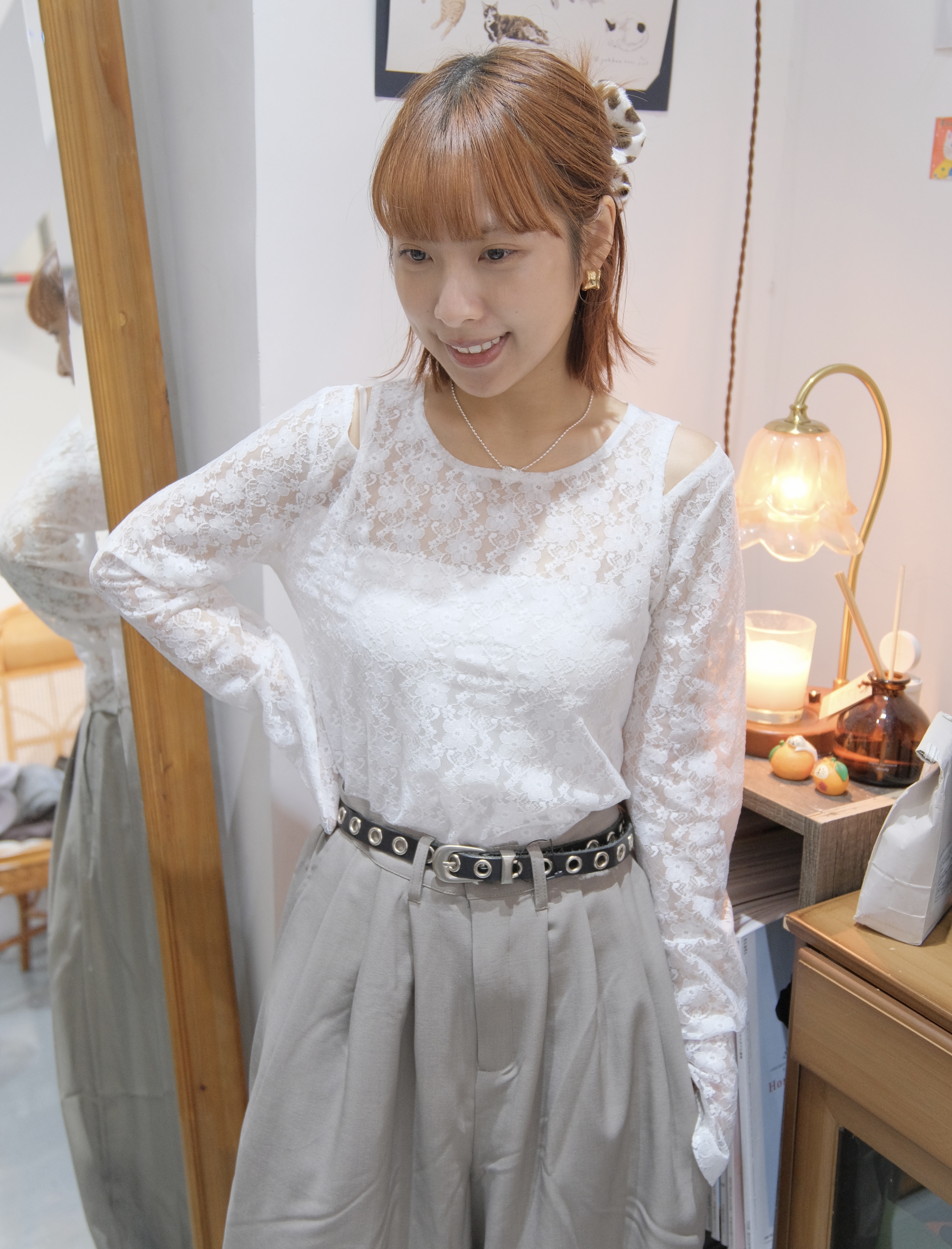 [現貨]Vol.139 lace雙洞洞top