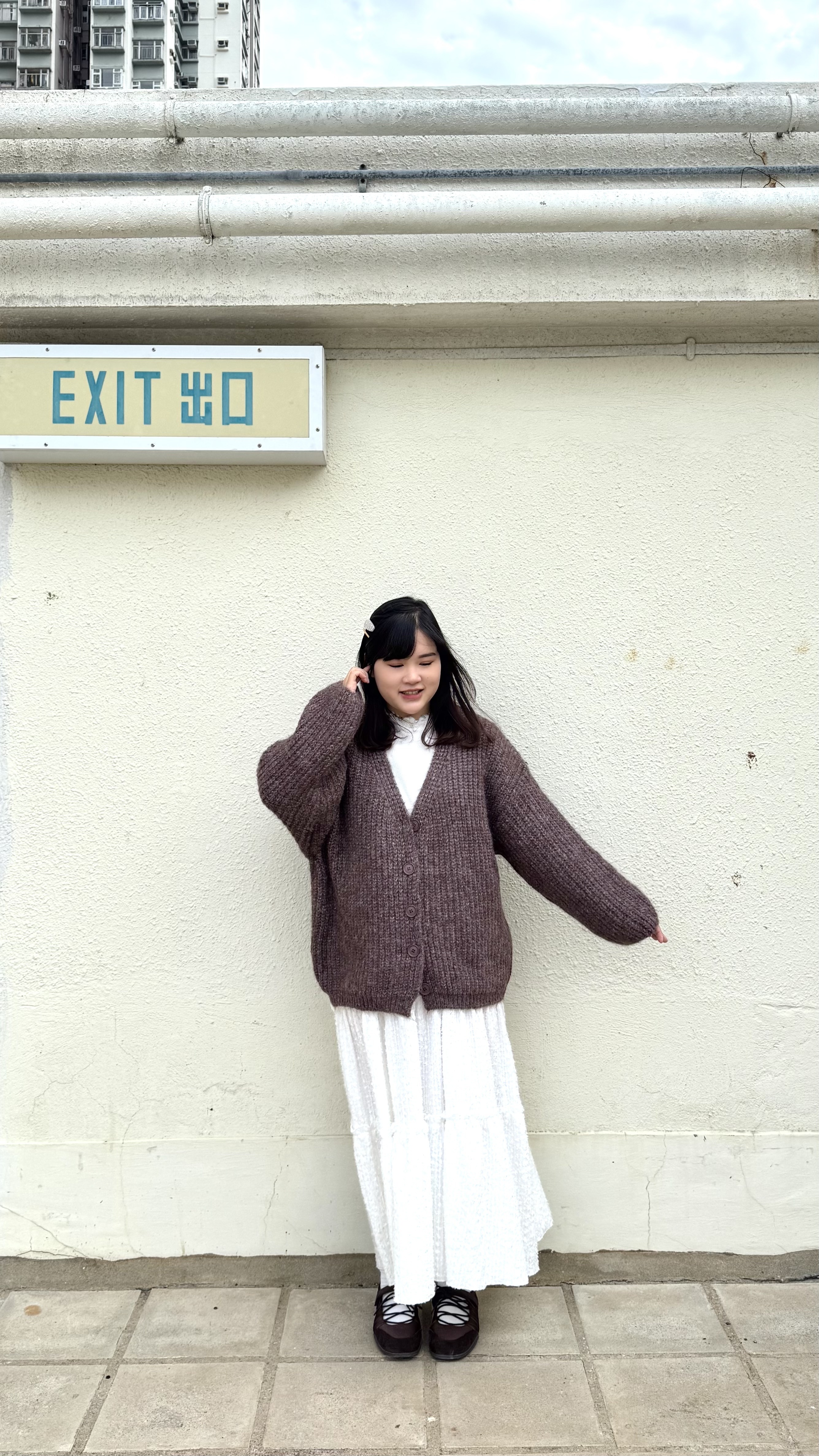 厚身闊身冷衫外套