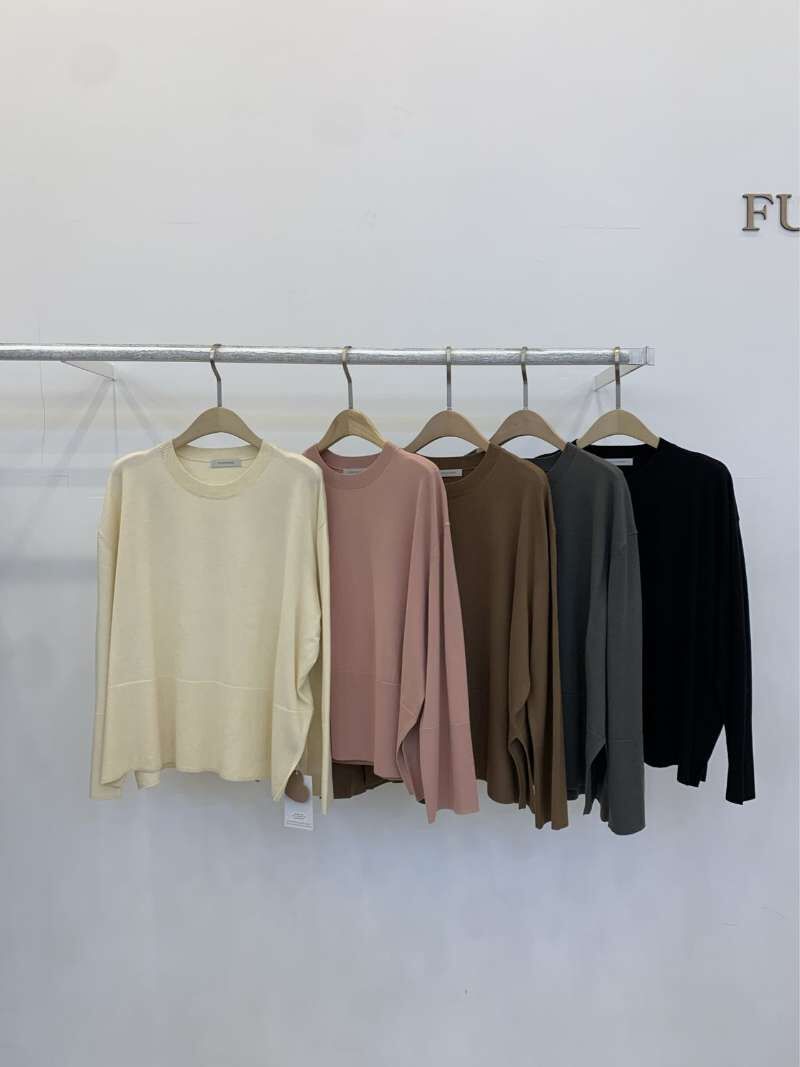 FP5306 寬松圓領羊毛上衣