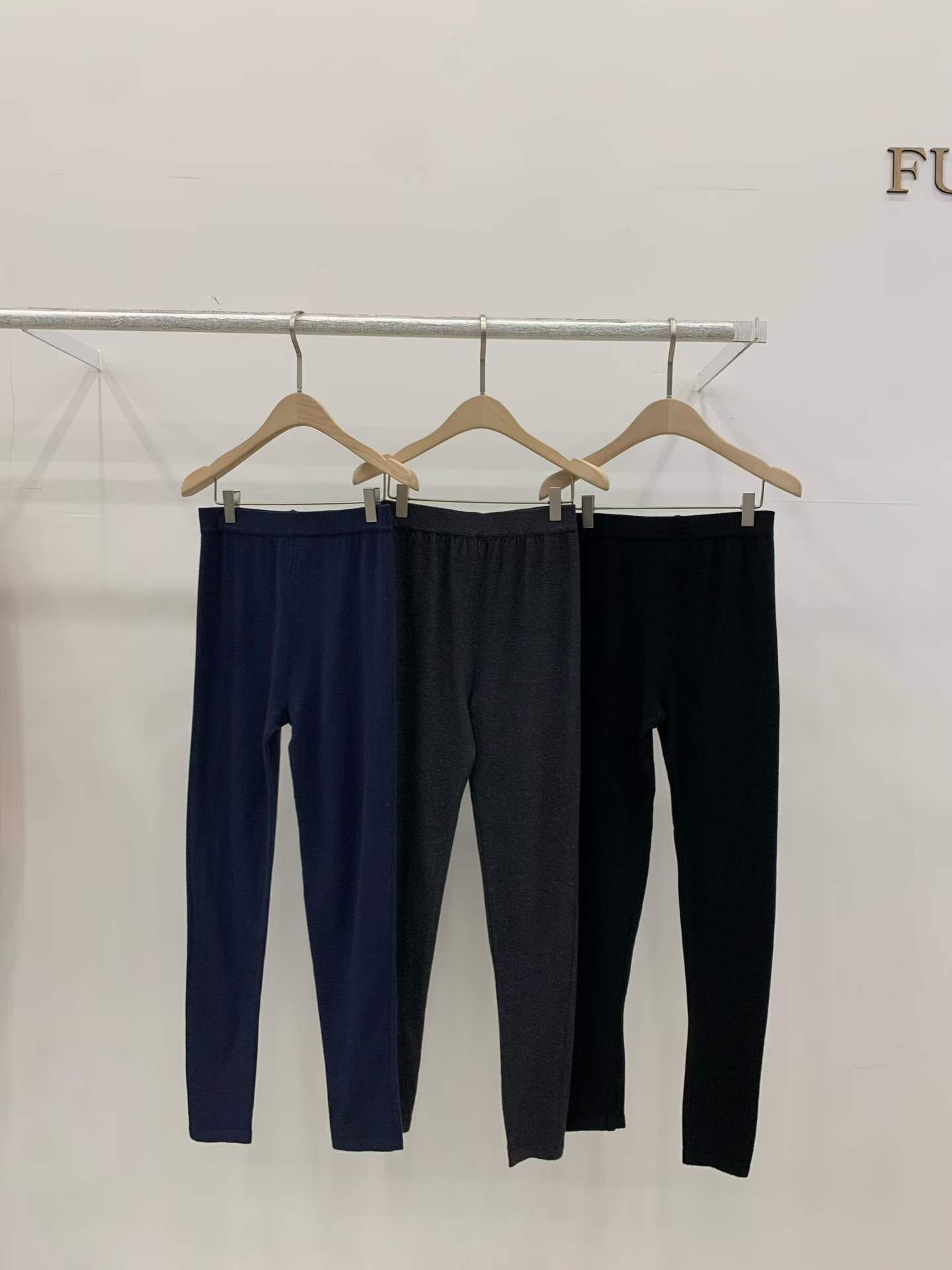 FP5312 羊毛羊絨超彈打底褲