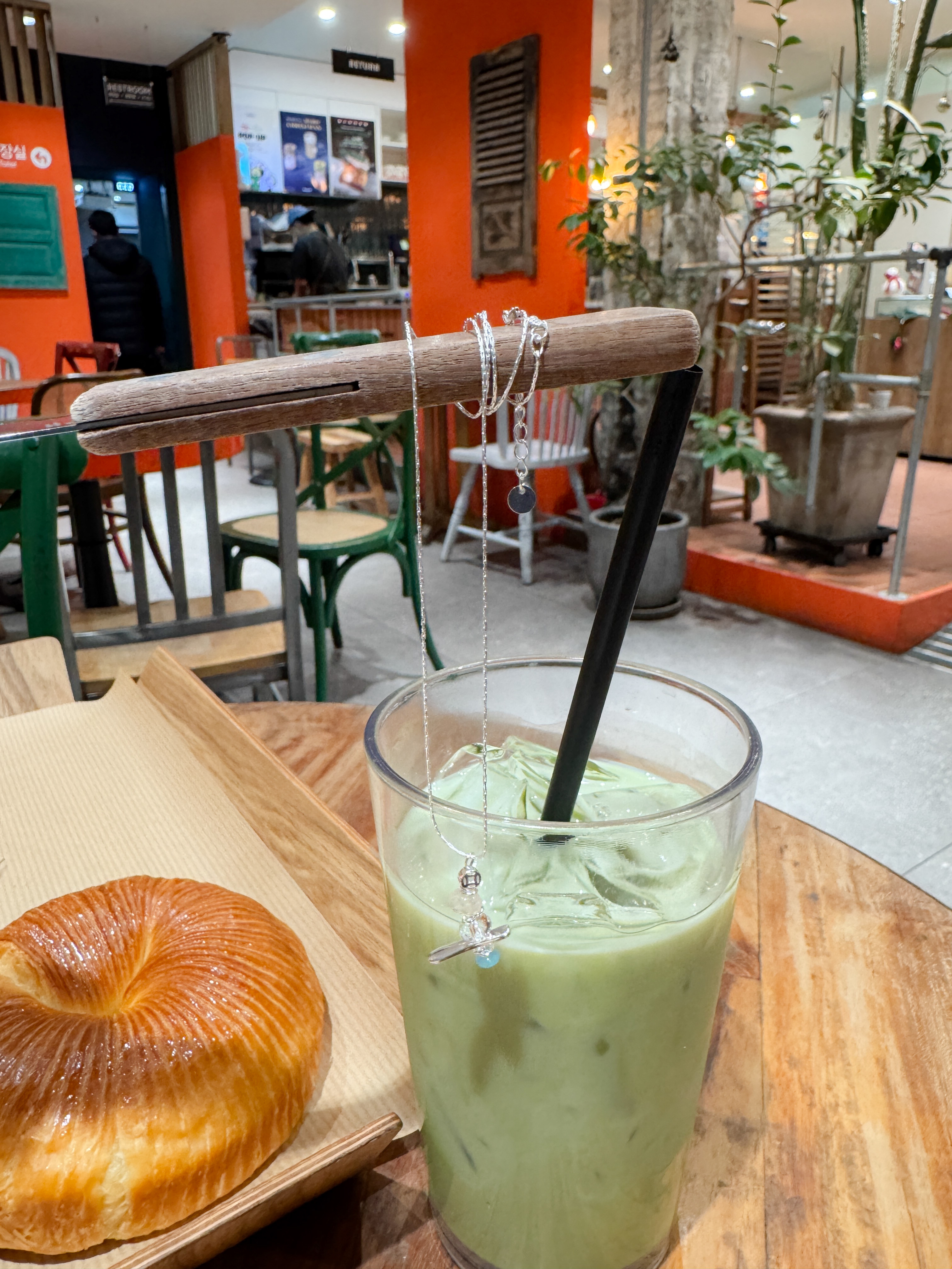 925珠串吊咀頸鏈