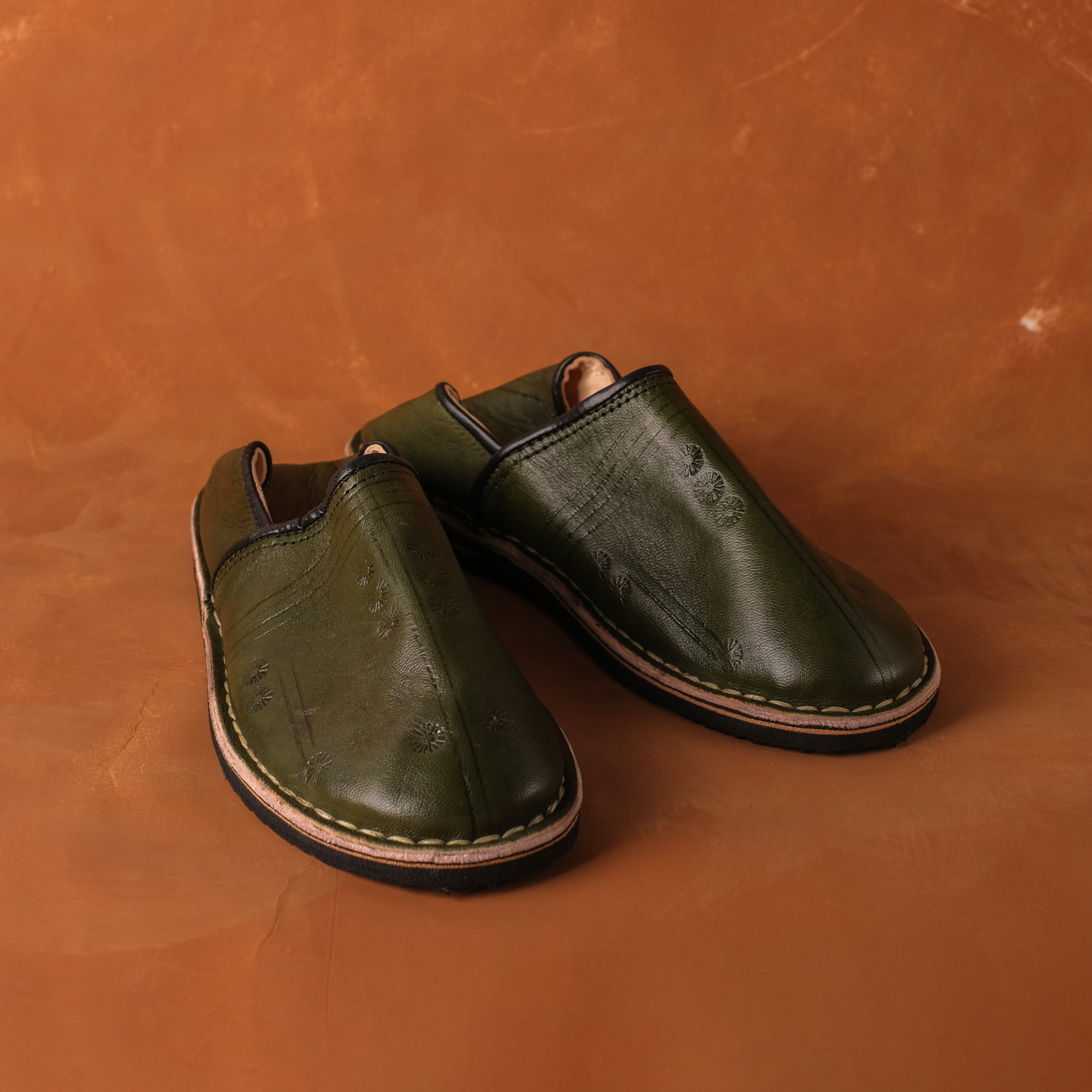 柏柏手工鞋 ｜橄欖綠 - 圓｜外出款｜摩洛哥