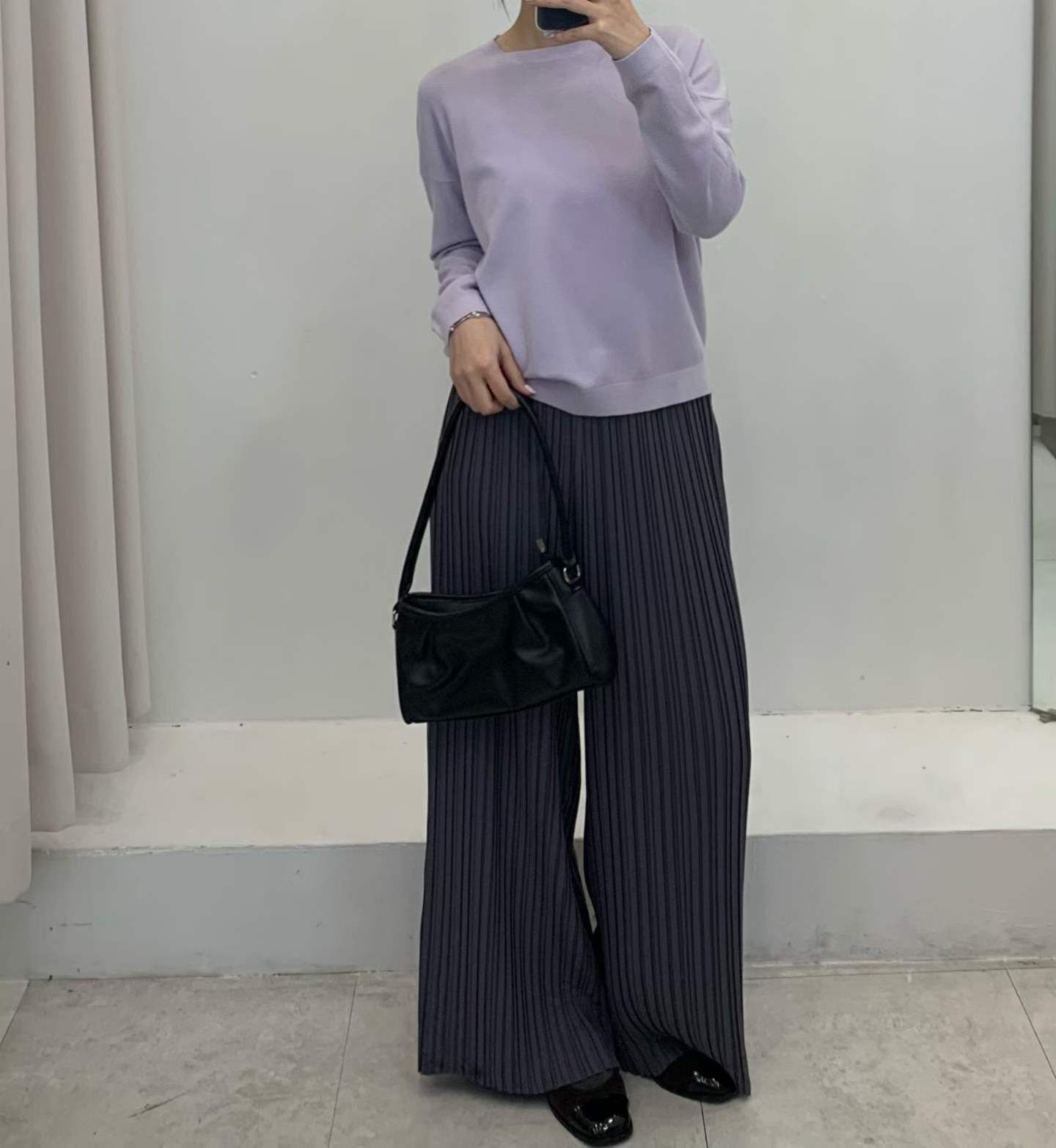 FP5323 經典圓領淨版毛衣