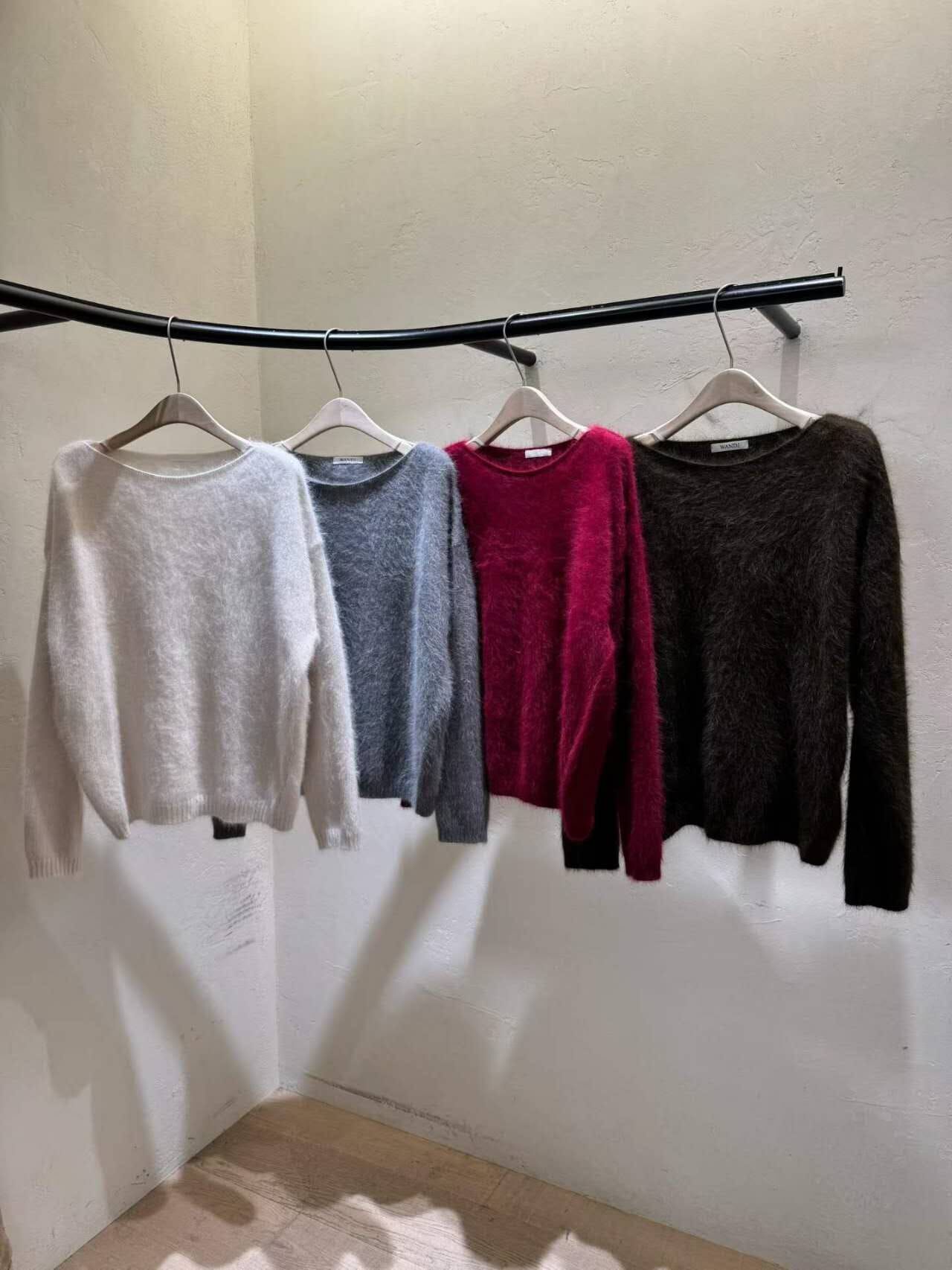 WJ5327 長袖毛茸茸針織毛衣