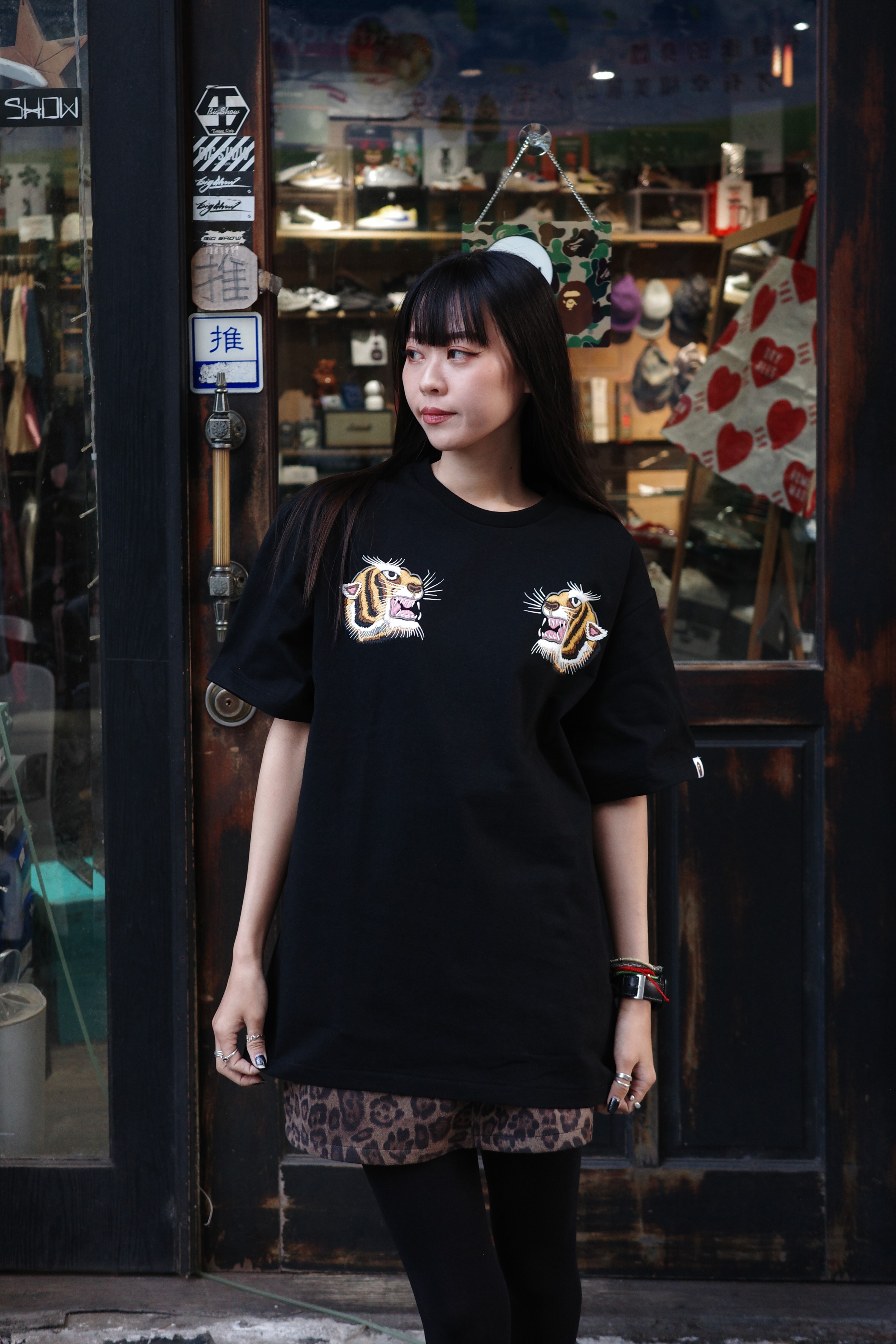 Bape 老虎刺繡 Tiger Souvenir tee