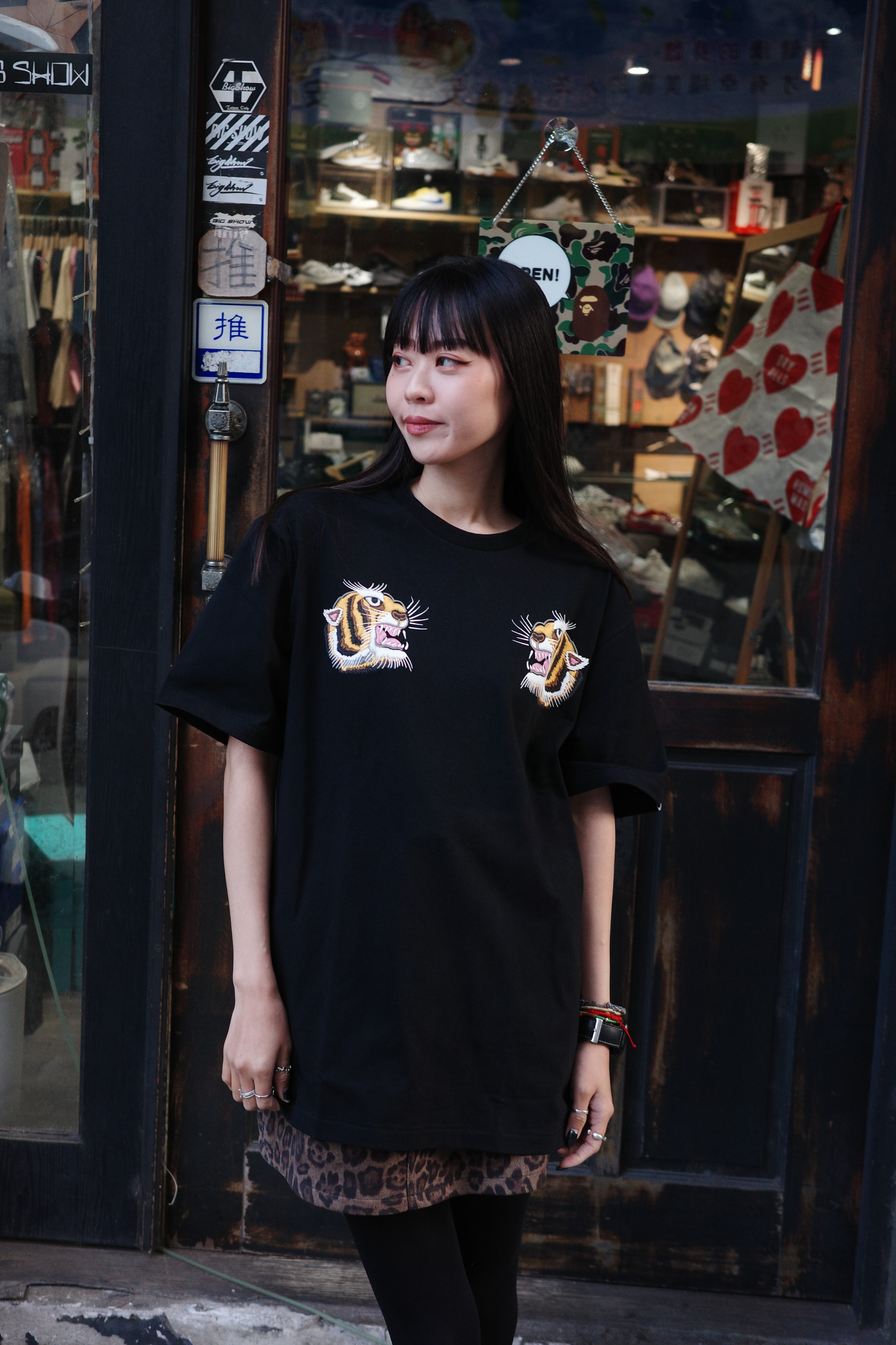 Bape 老虎刺繡 Tiger Souvenir tee