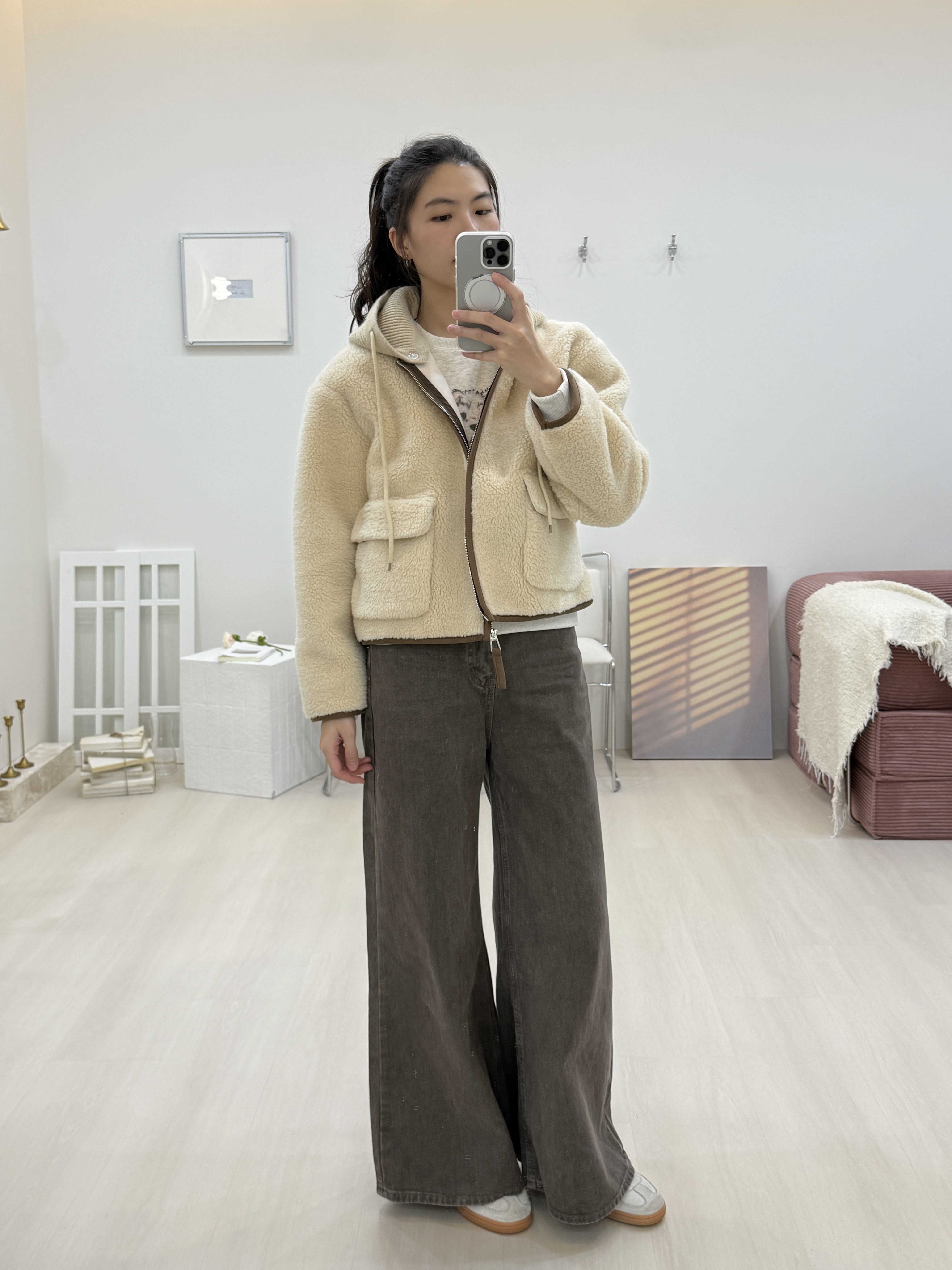 水洗微喇叭牛仔褲*2色