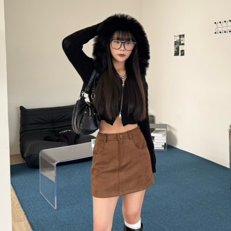 經典辨識 麂皮後鬆緊A字短裙