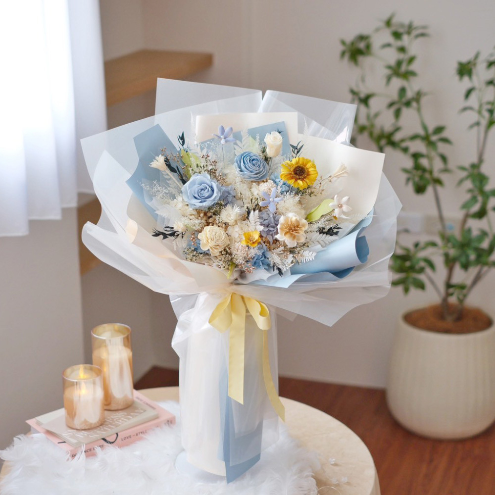 有太陽的日子永生玫瑰花束 / 藍天 (L)