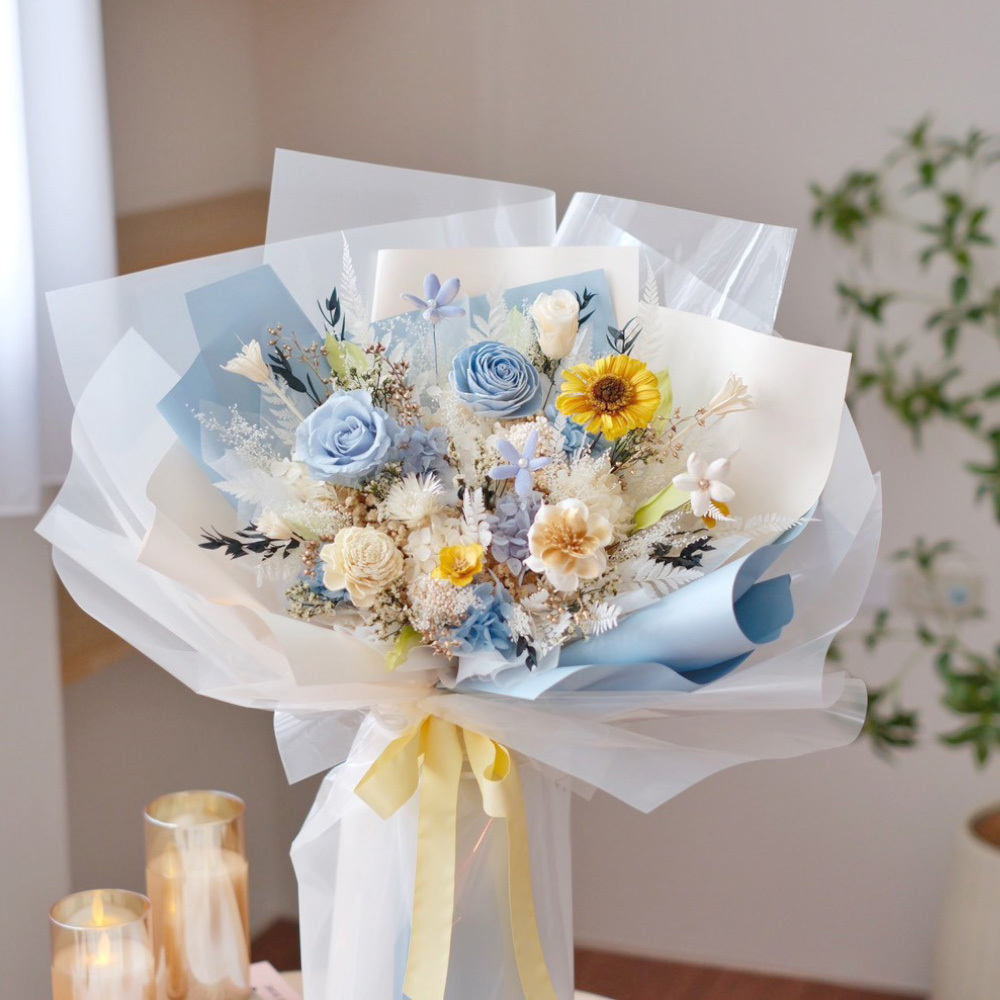 有太陽的日子永生玫瑰花束 / 藍天 (L)