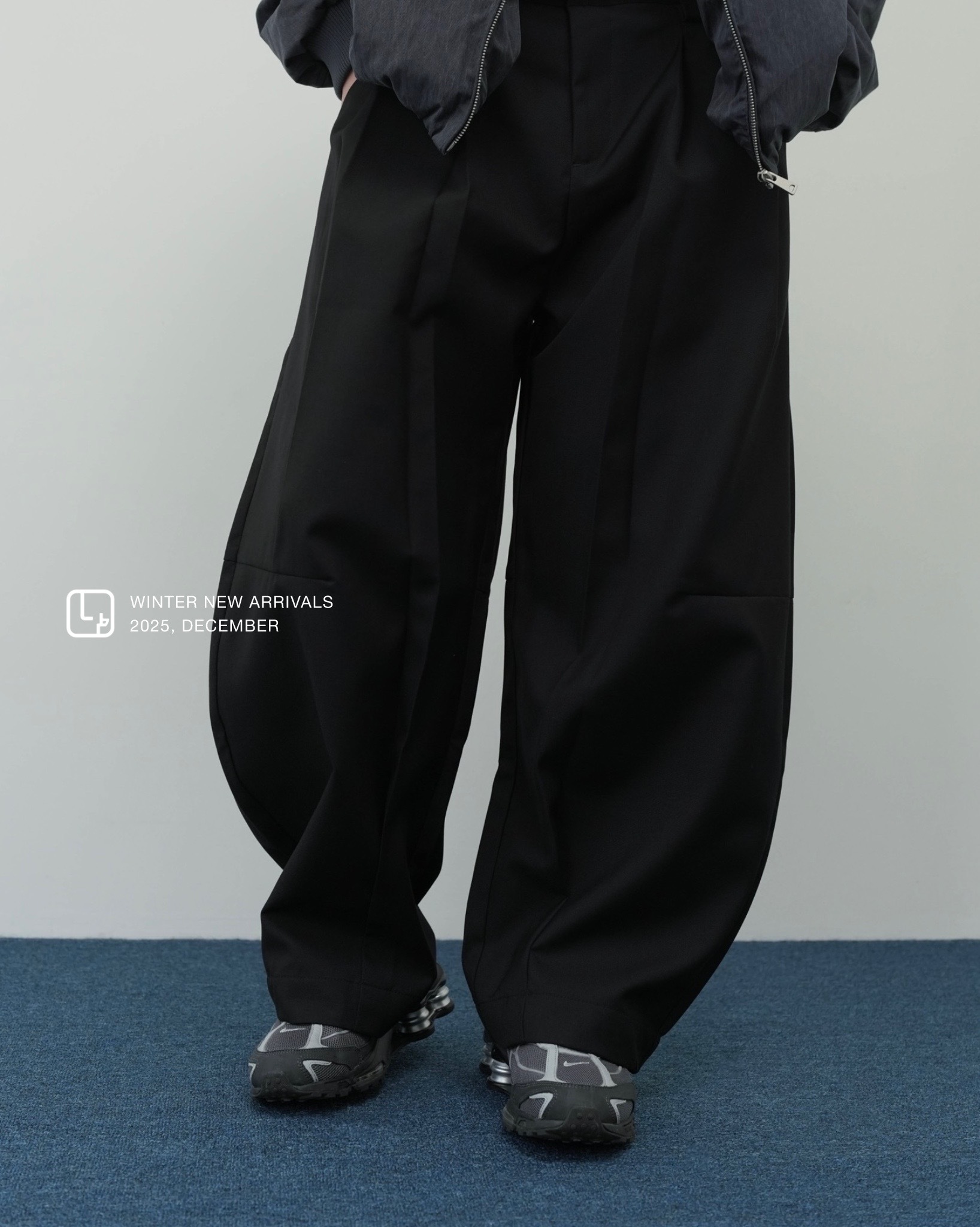 XIN SELECT 雙褶 剪裁 西裝 彎刀 長褲 兩色 CK6680