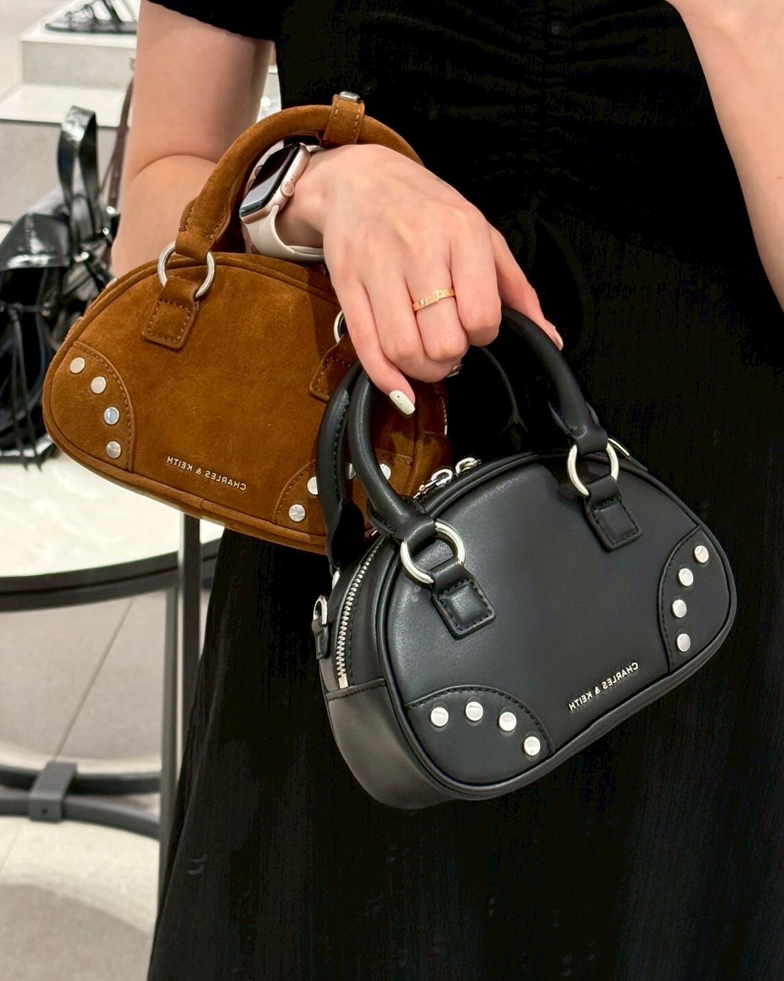 CHARLES & KEITH 小CK Bobbie 拉鍊托特包 復古 鉚釘 保齡球包 共2色