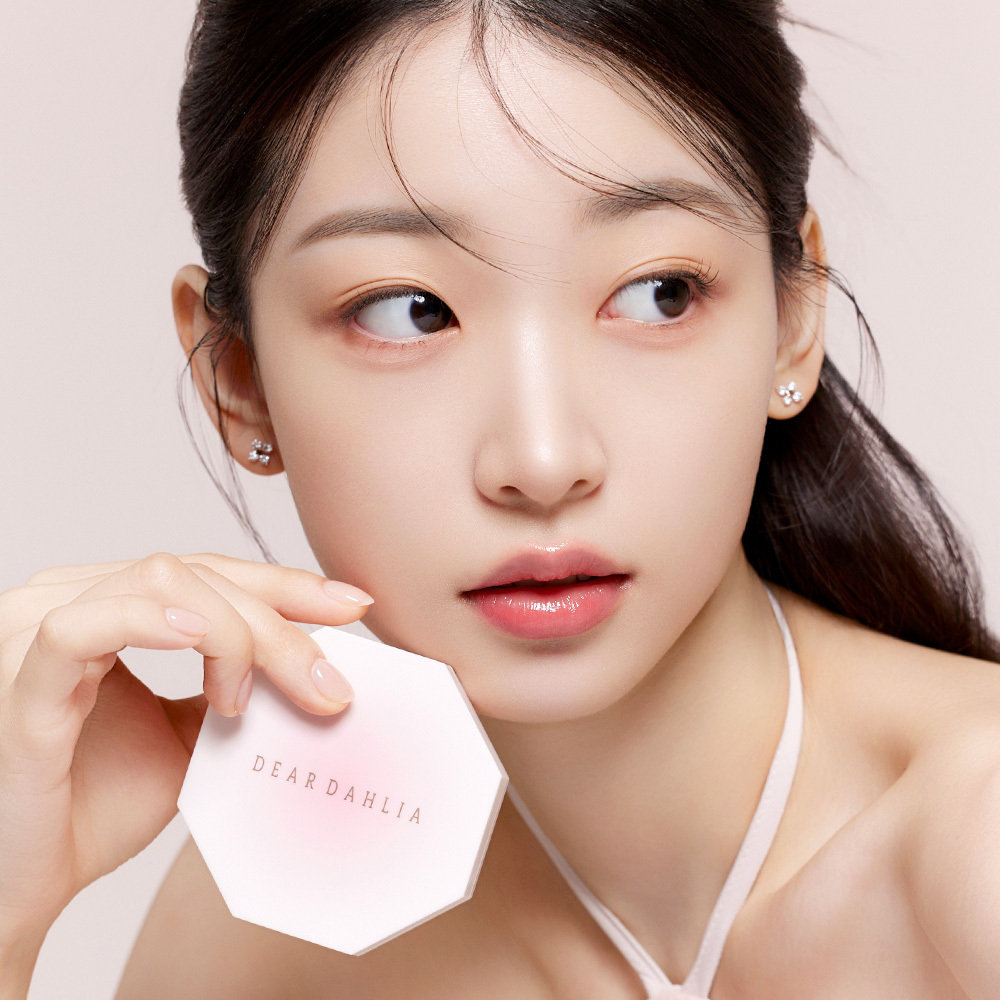 [30/11 - 31/01] Dear Dahlia Skin Paradise Sheer Silk Cushion SPF50+ PA++++ 10g [Olive Young Planning Set]
