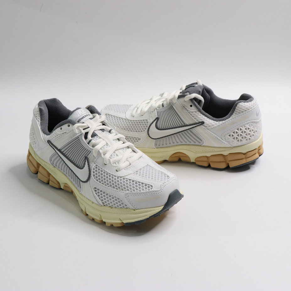 【預訂】 Nike Zoom Vomero 5 白灰-WOMEN