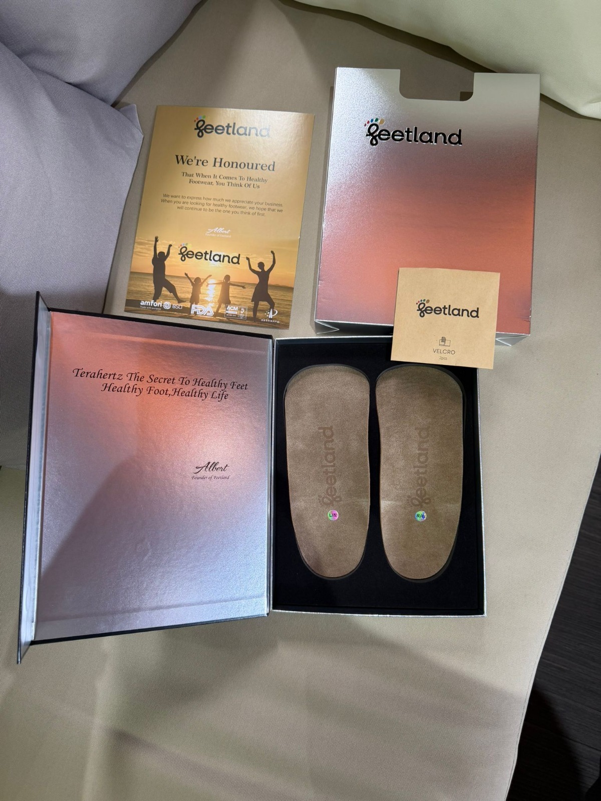(1) FEETLAND INSOLE -SIZE 4 - EUR 33/34
