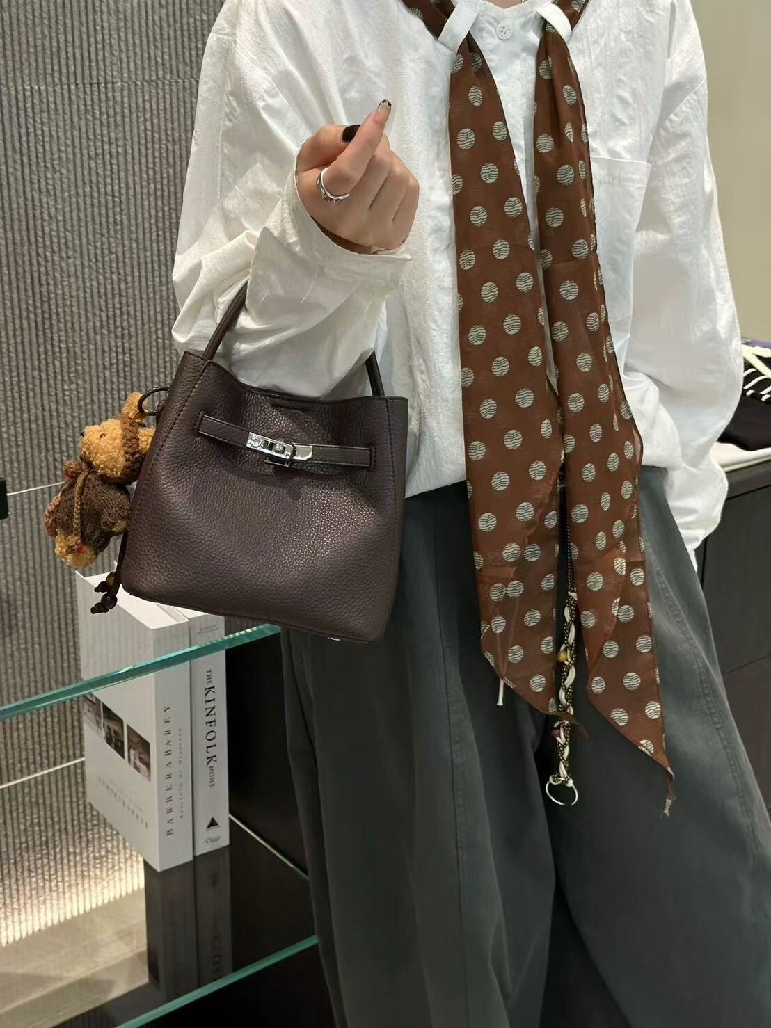 96138【韓版牛皮凱莉水桶包】