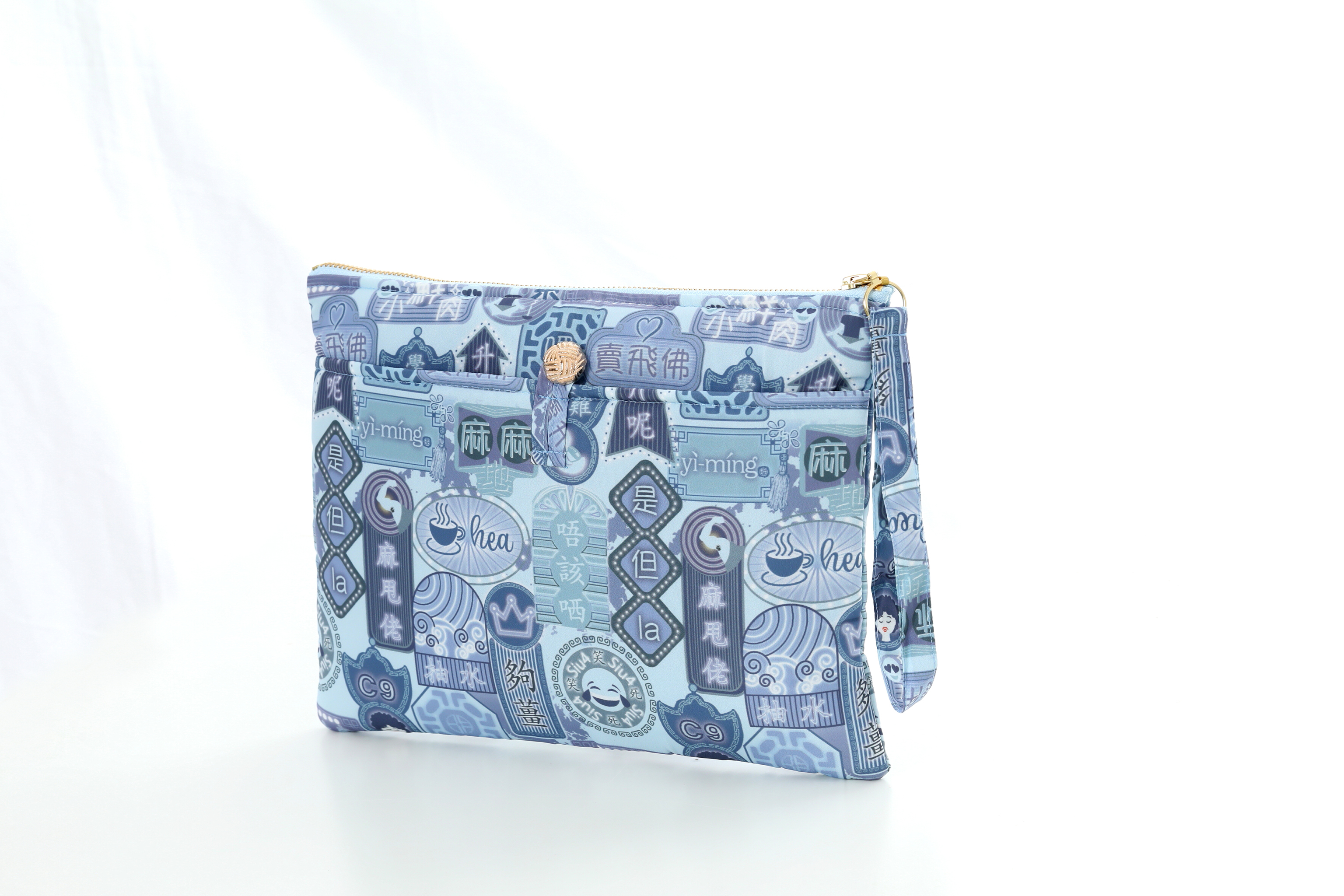 YI-MING posey 潮語印花夾棉手拿包(藍色)