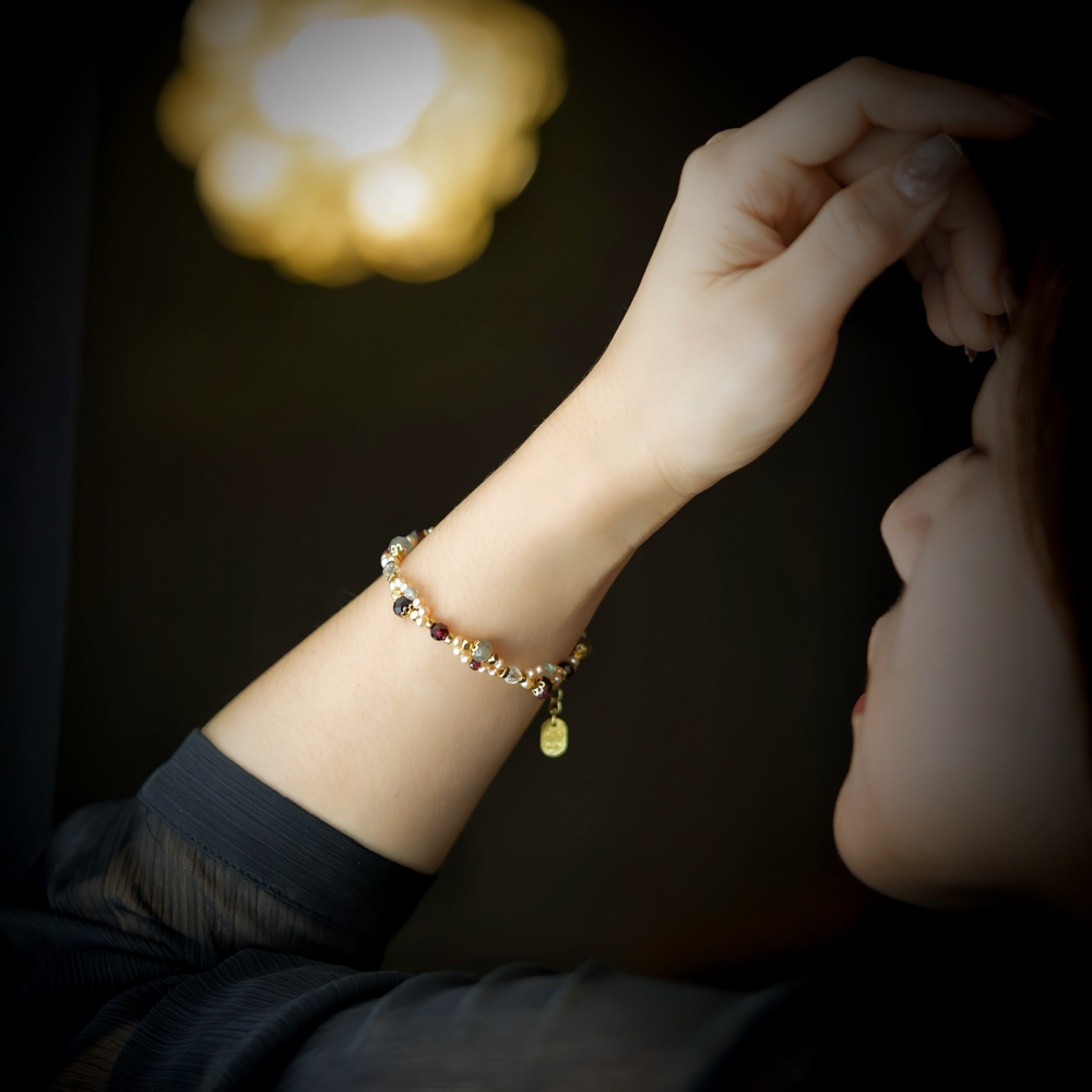 流金爐火｜珍珠拉長石紅石榴鏈條手鍊 B0031