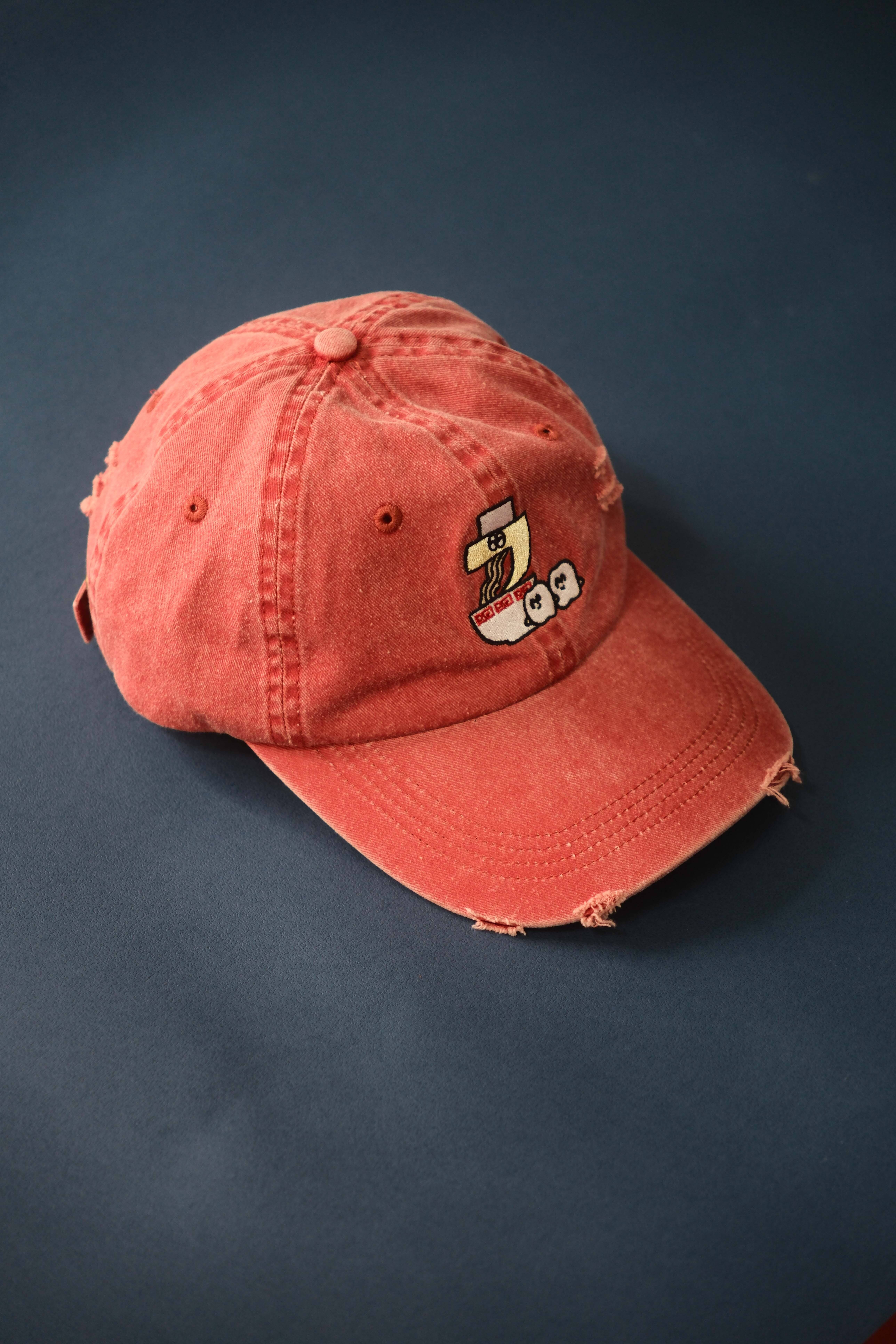 拉麵探險隊 水洗 破壞 刺繡 老帽 (紅)