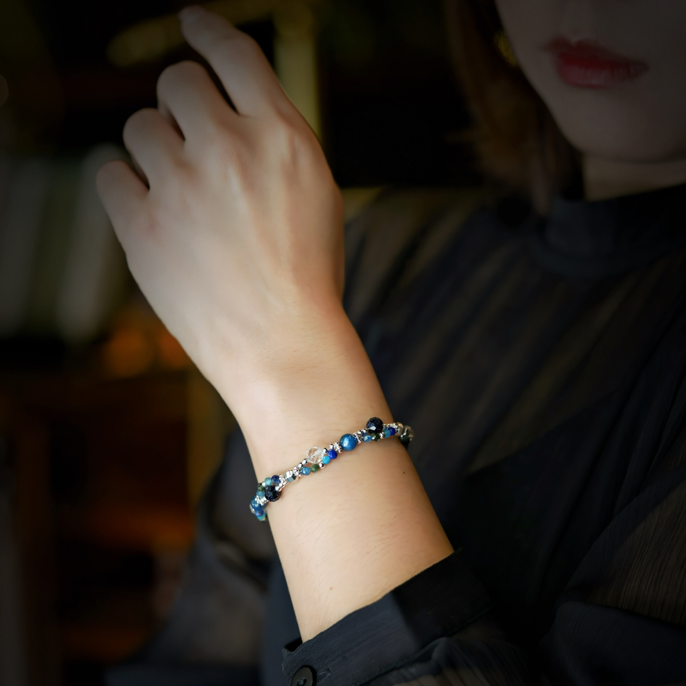 凜藍窗花｜藍晶藍金沙鏈條手鍊 B0030