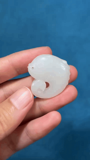 126237 和田玉小魚