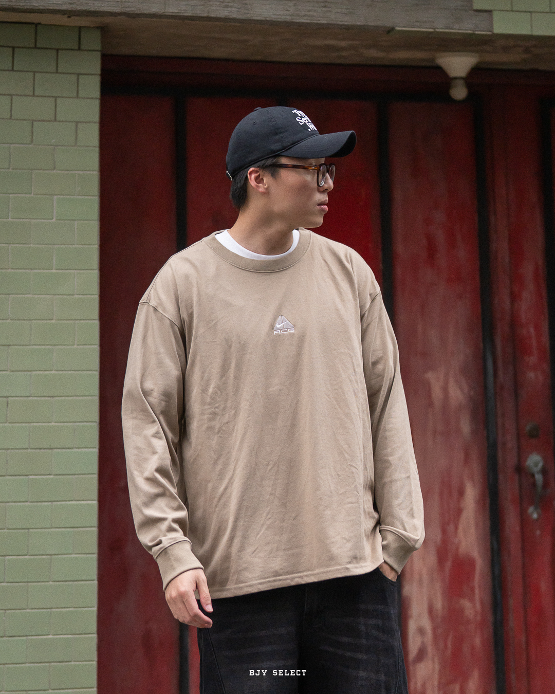 #現貨 NIKE ACG 經典小標 薄長踢 DR7754-247 奶茶