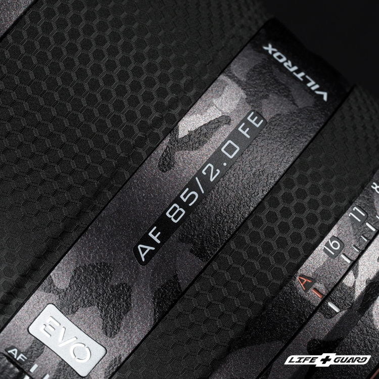 LIFE+GUARD Viltrox AF 85mm F2.0 EVO FE 專用鏡頭貼膜｜質感設計｜野戰迷彩黑