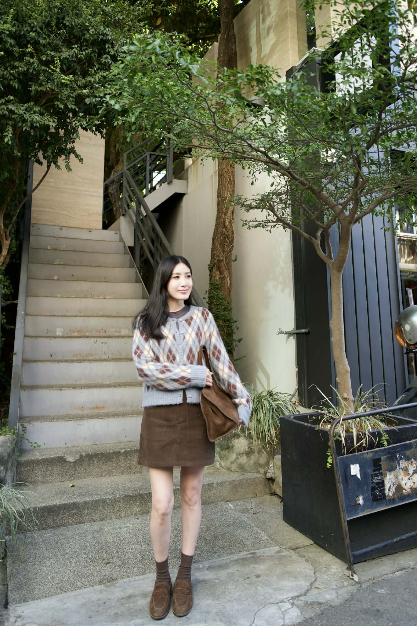 FN08 羊駝毛菱格開襟衫