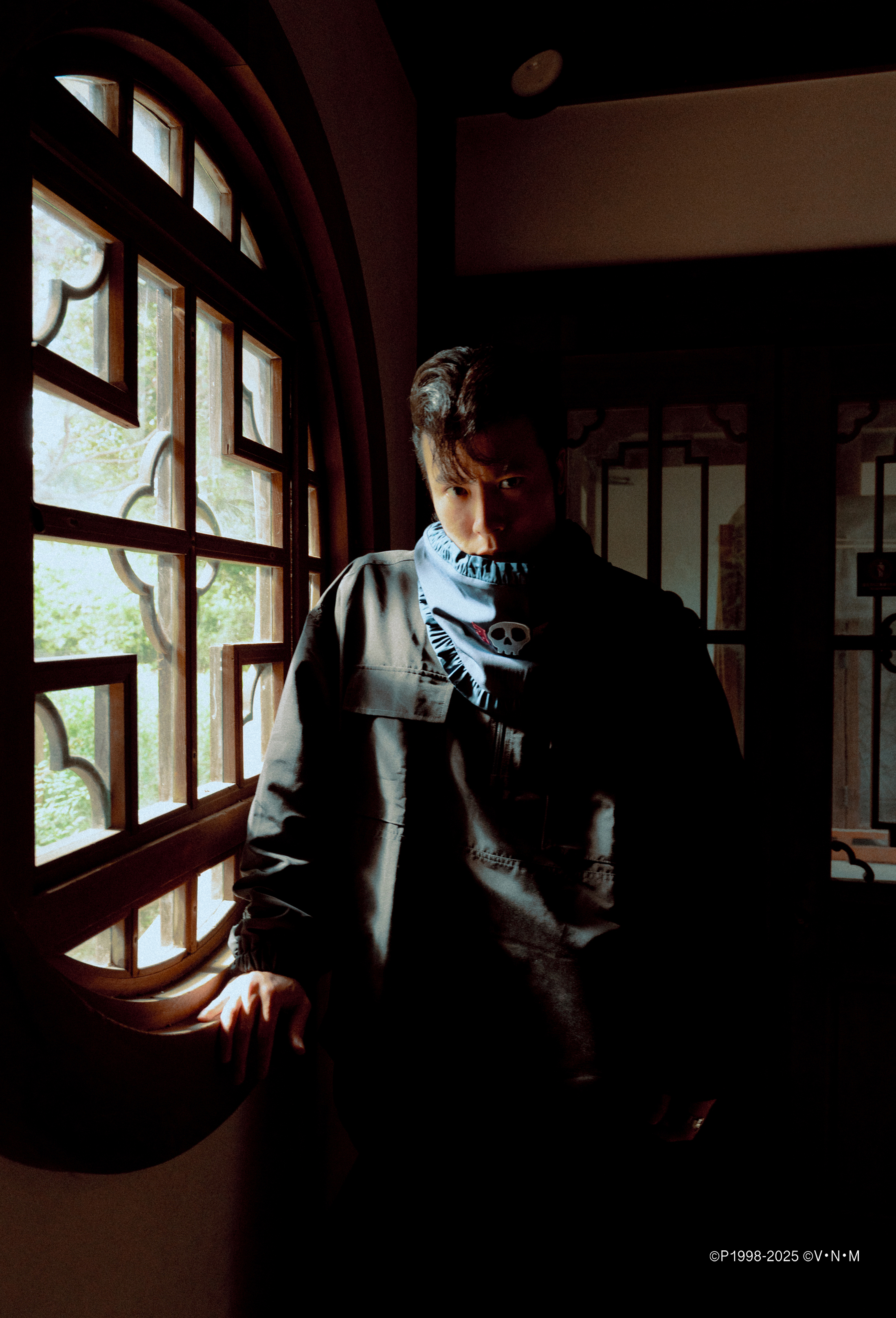 フェイタン スタンドカラー防風ジャケット