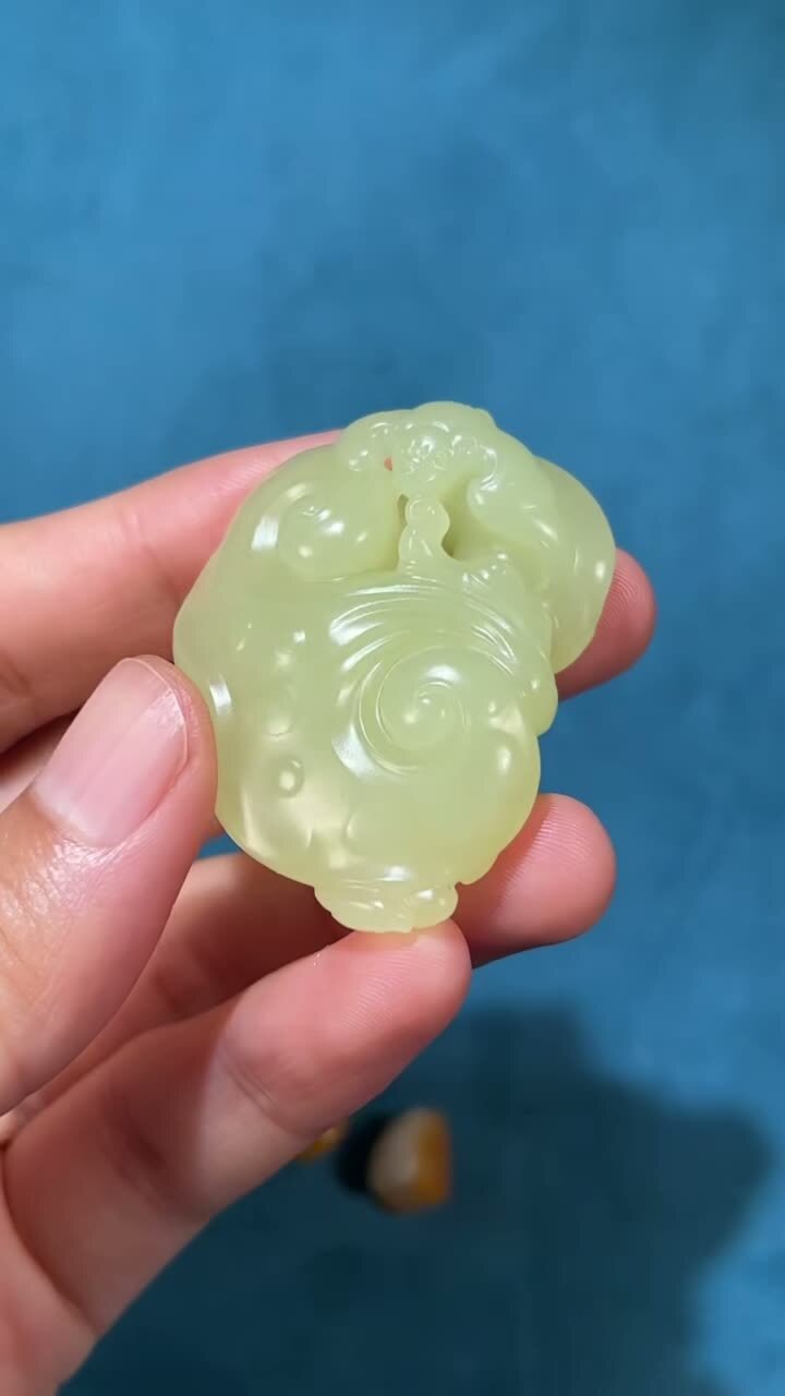 126239 和田玉青海黃口料福壽如意