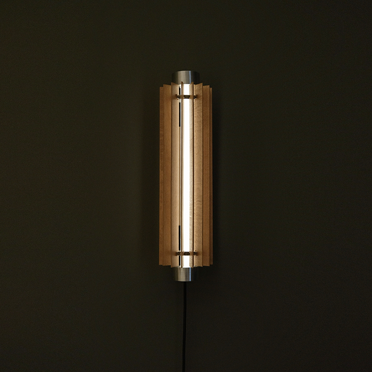 (預購) 糖蔥II / 壁燈 - 木頭版 by KIMU