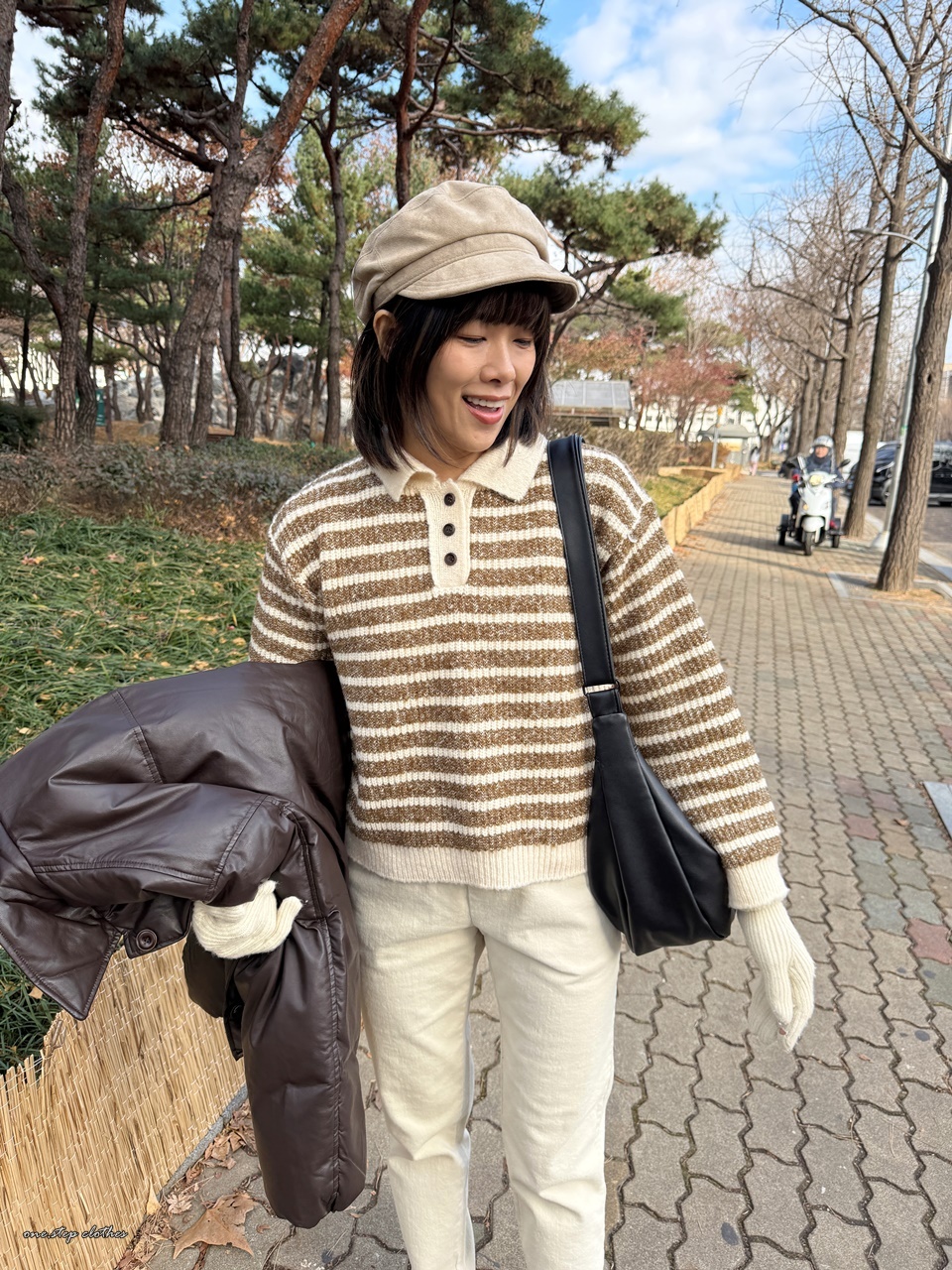 正韓俐落polo橫條毛衣 (米白)