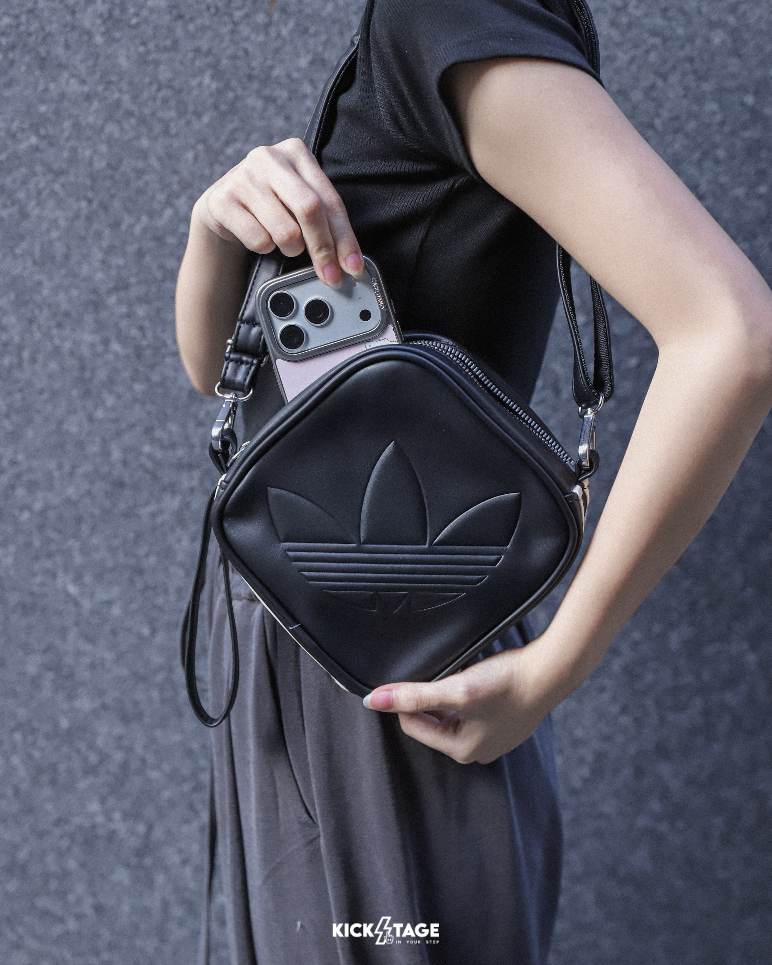 ADIDAS PU D BAG 黑 菱形 皮革 三葉草 可調節 手提包 斜背包 肩背包【JC6004】