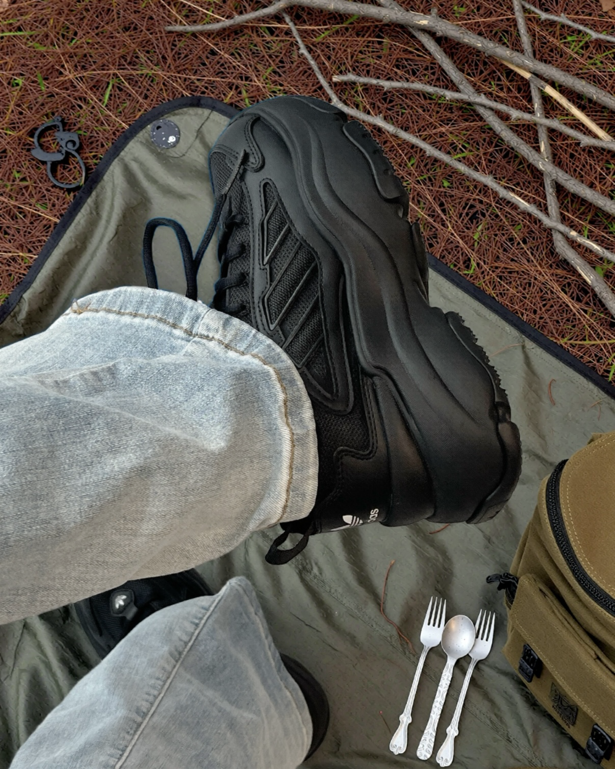 Adidas Originals Ozgaia 全黑 全白 厚底老爹鞋 增高 休閒鞋 女鞋